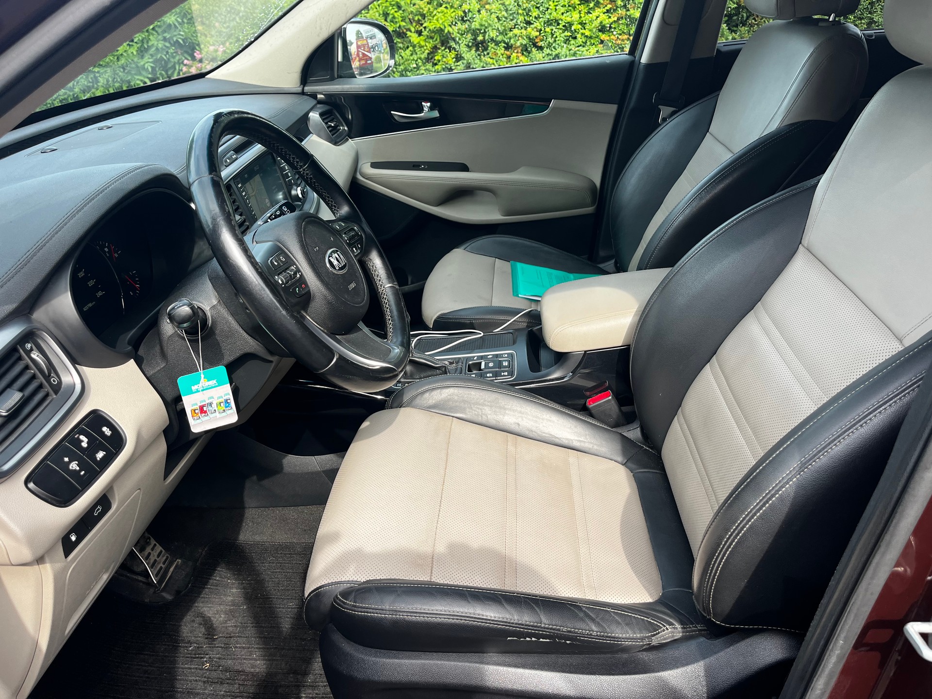 KIA Sorento 2.2 CRDI Style 5P. Automatic-image-8