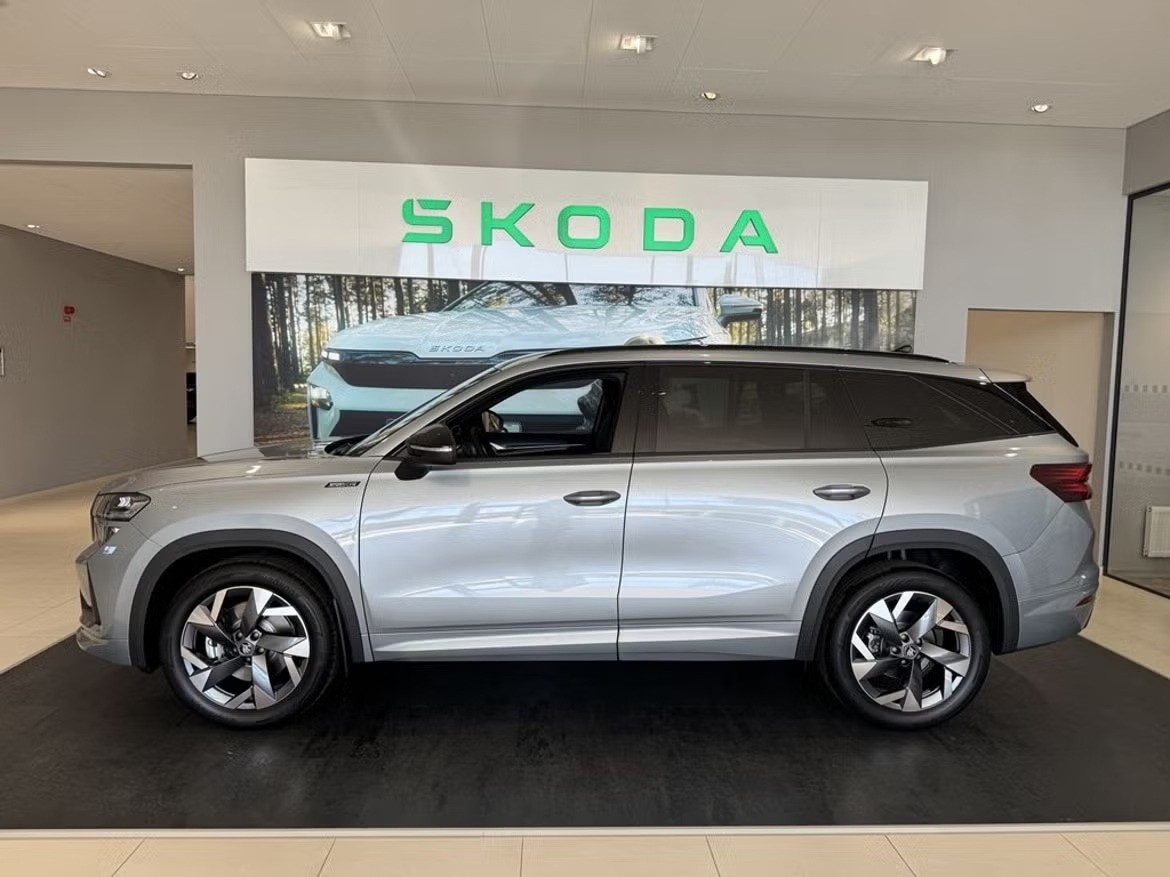 SKODA Kodiaq 2.0 TDI Sportline 4x4-image-1