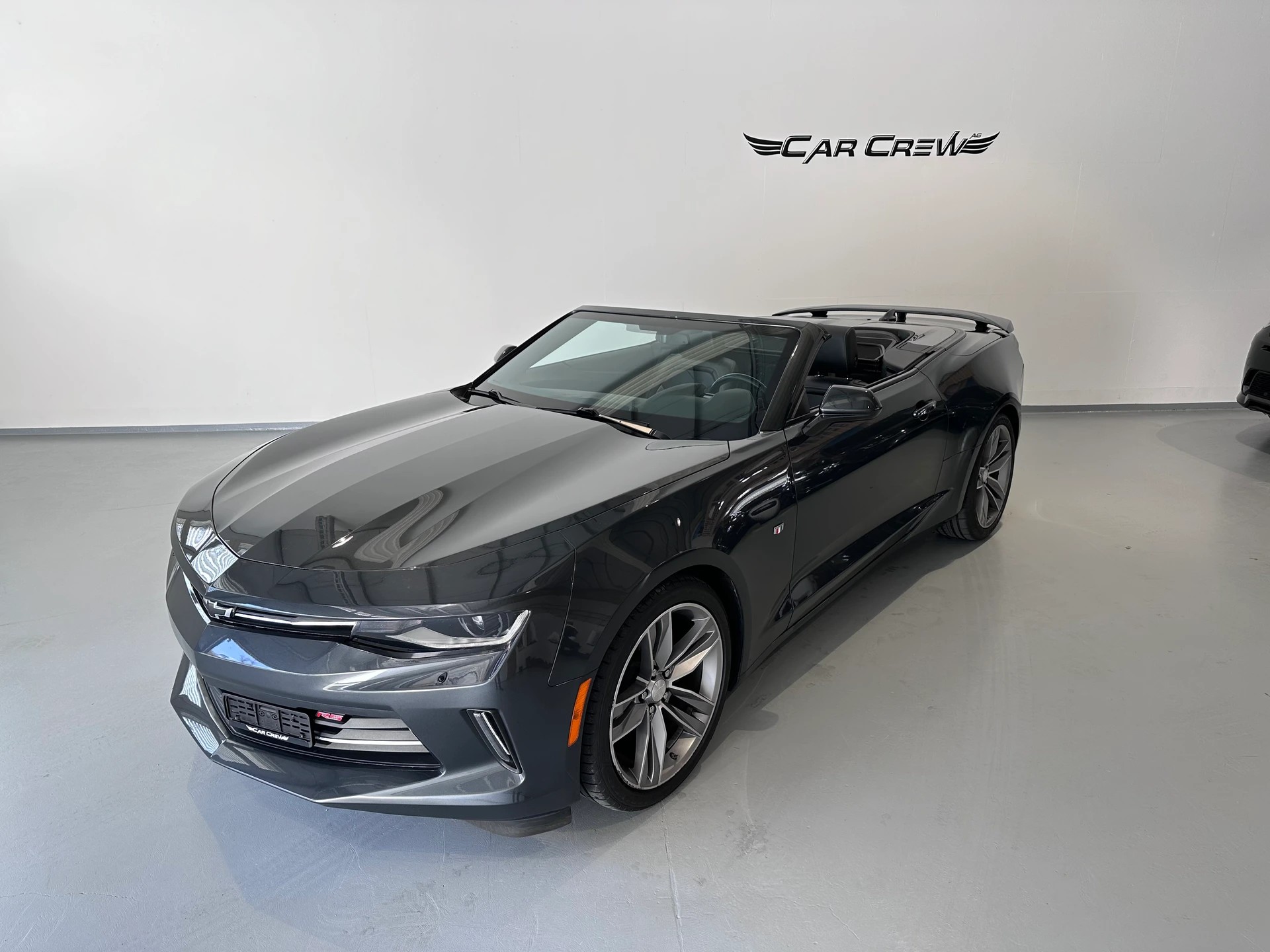 CHEVROLET Camaro RS Convertible-image-0