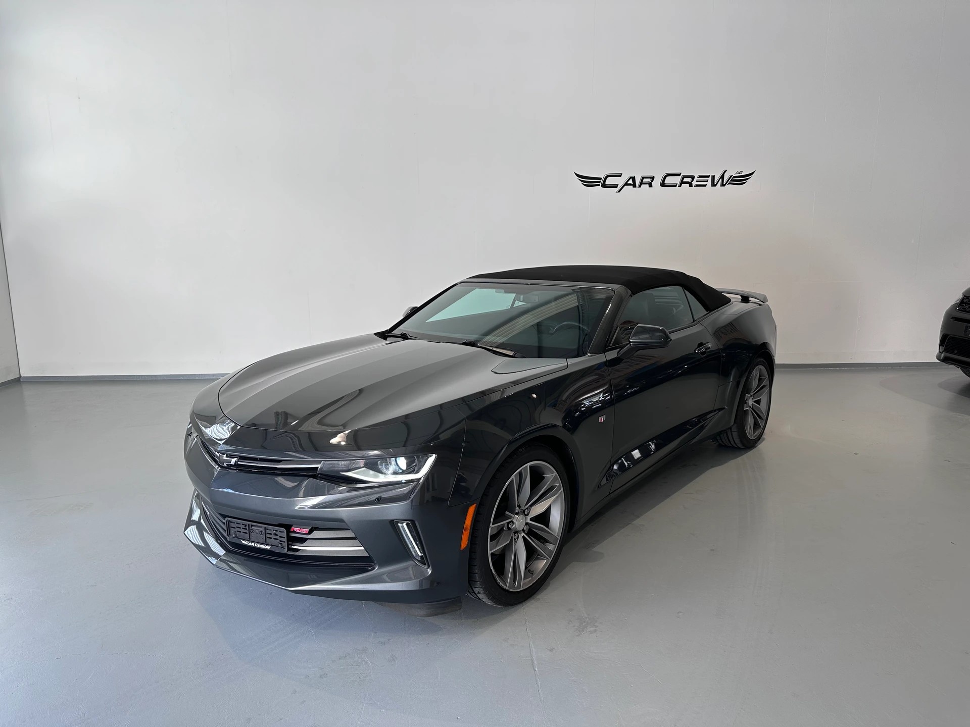 CHEVROLET Camaro RS Convertible-image-2