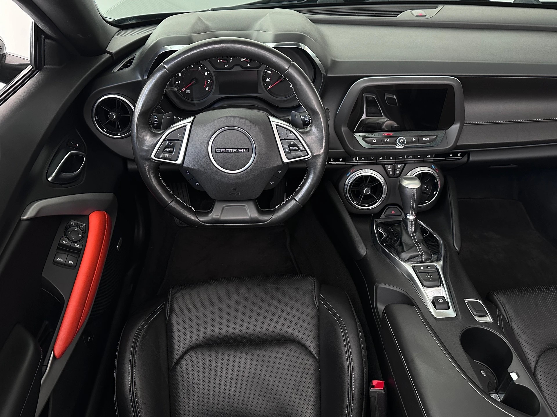 CHEVROLET Camaro RS Convertible-image-7