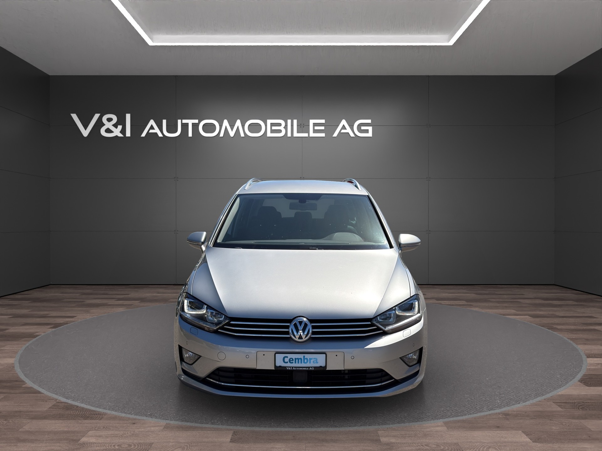 VW Golf Sportsvan 2.0 TDI Highline DSG-image-2