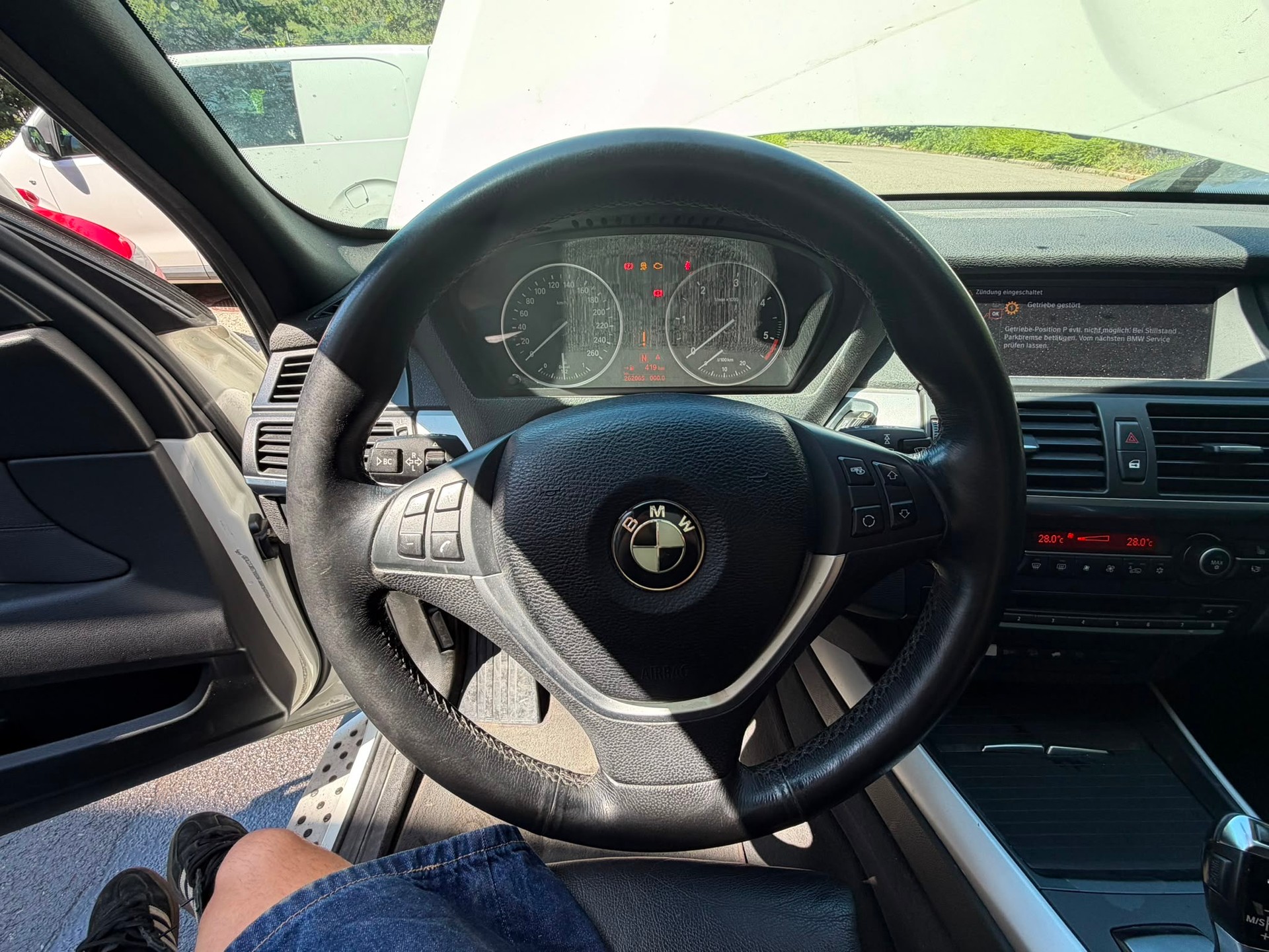 BMW X5 xDrive 40d Steptronic-image-13