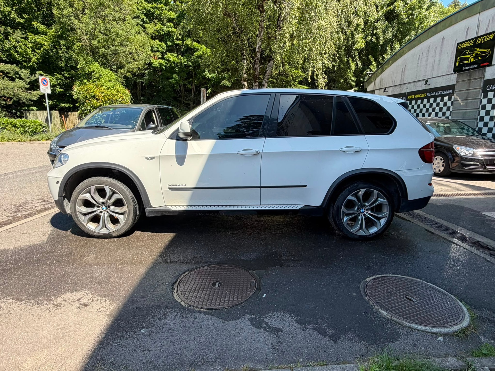 BMW X5 xDrive 40d Steptronic-image-6