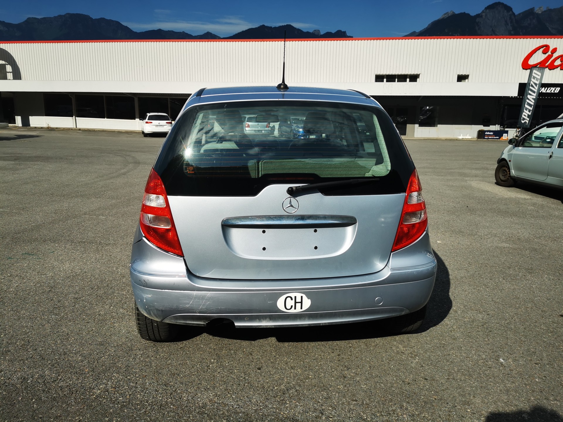 MERCEDES-BENZ A 200 Elégance-image-5