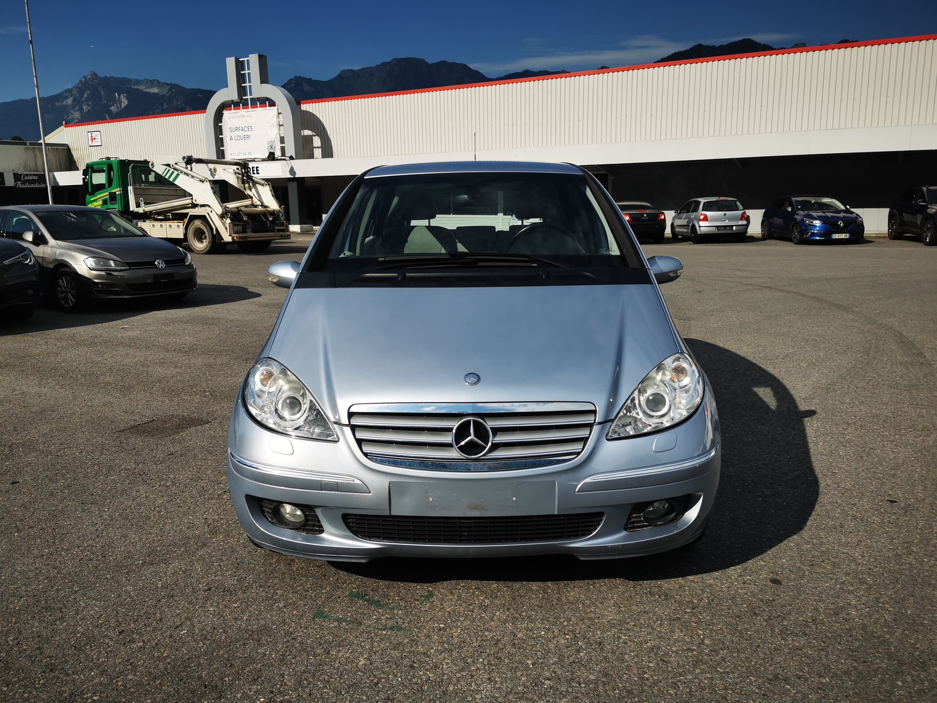MERCEDES-BENZ A 200 Elégance-image-2