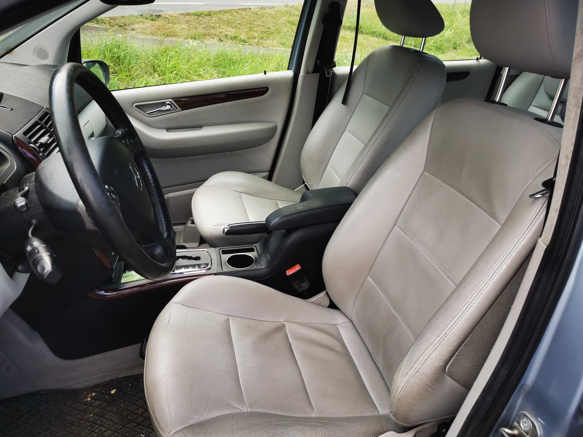 MERCEDES-BENZ A 200 Elégance-image-9