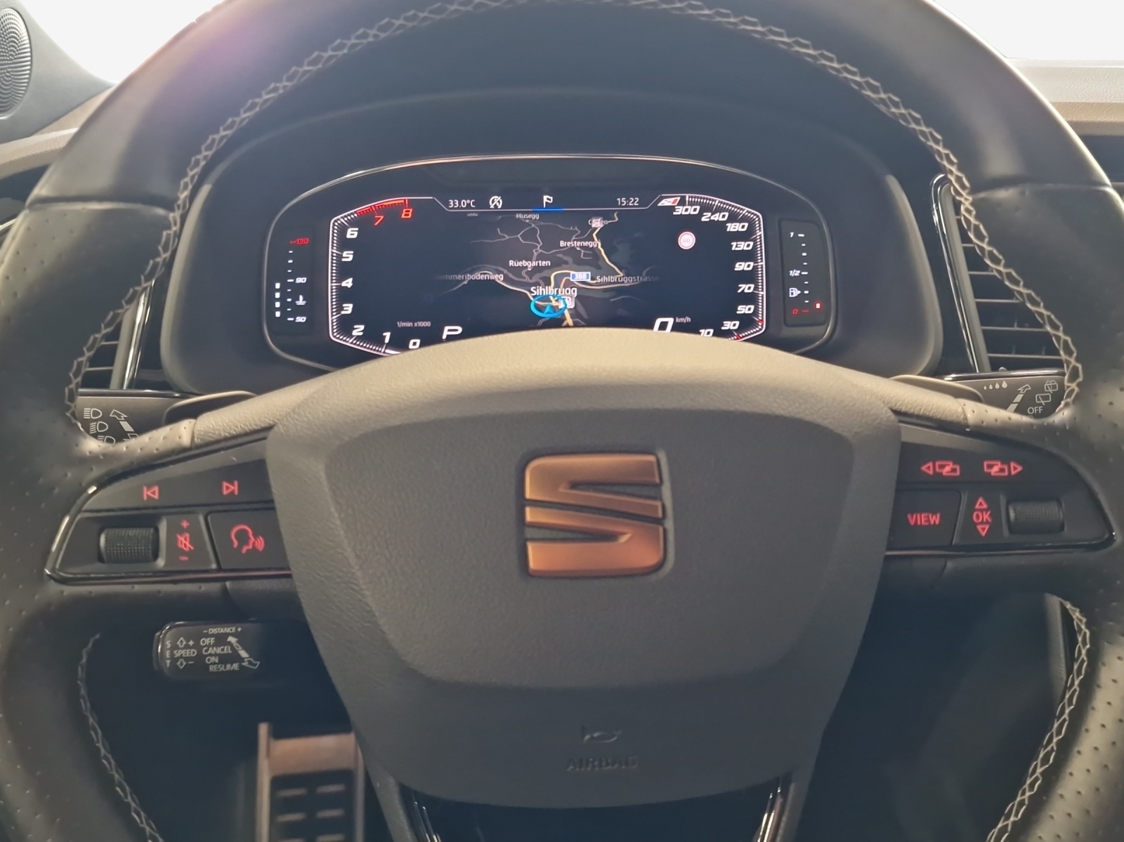 SEAT Leon ST 2.0 TSI Cupra 300 4 Drive DSG-image-10