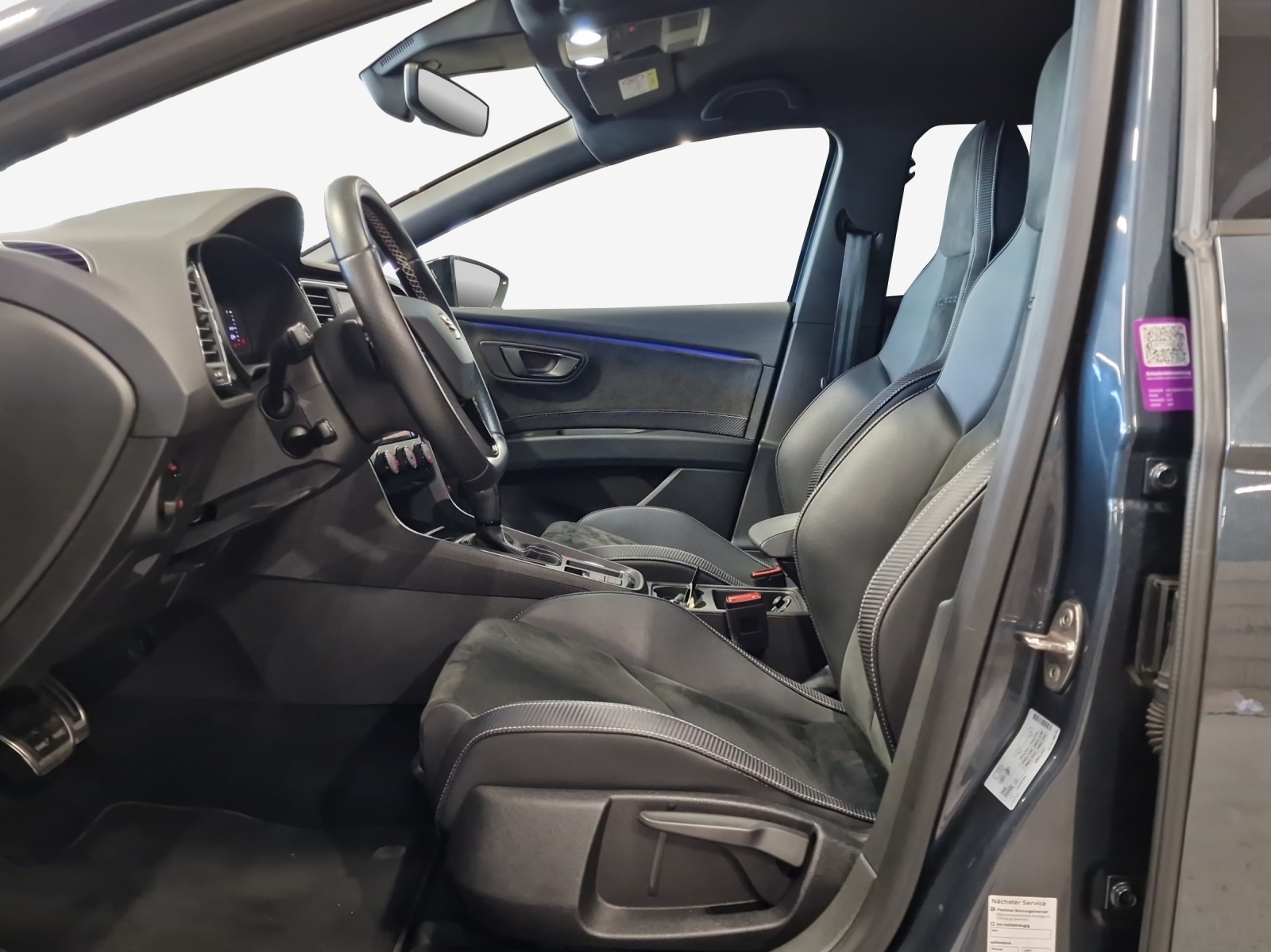 SEAT Leon ST 2.0 TSI Cupra 300 4 Drive DSG-image-7