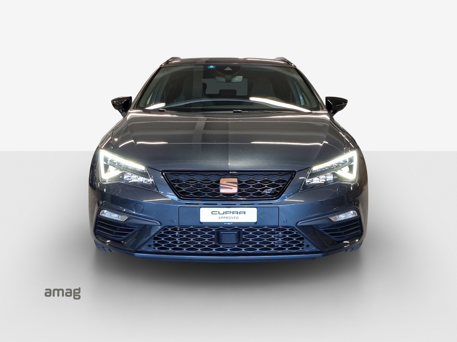 SEAT Leon ST 2.0 TSI Cupra 300 4 Drive DSG-image-6