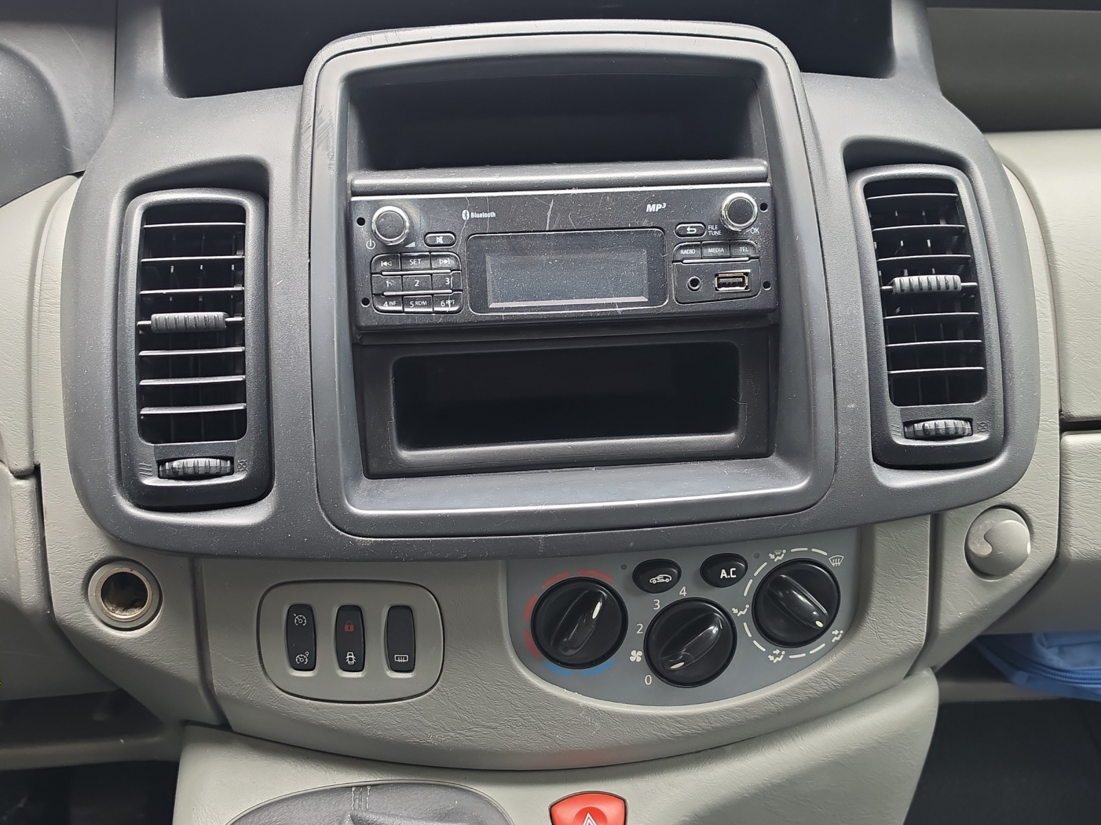 OPEL Vivaro 2.0 CDTI 2.9t L2H1-image-13