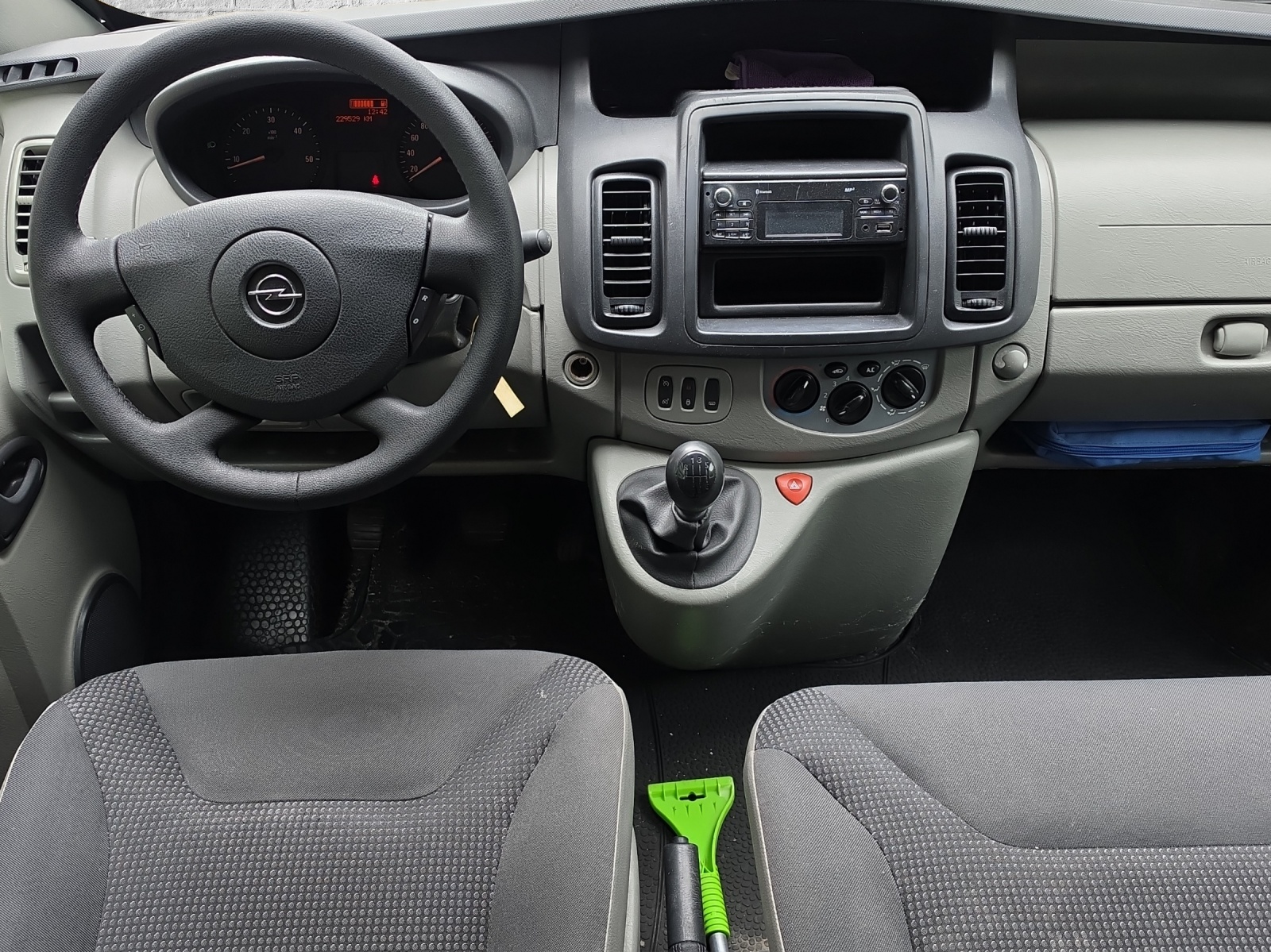 OPEL Vivaro 2.0 CDTI 2.9t L2H1-image-10