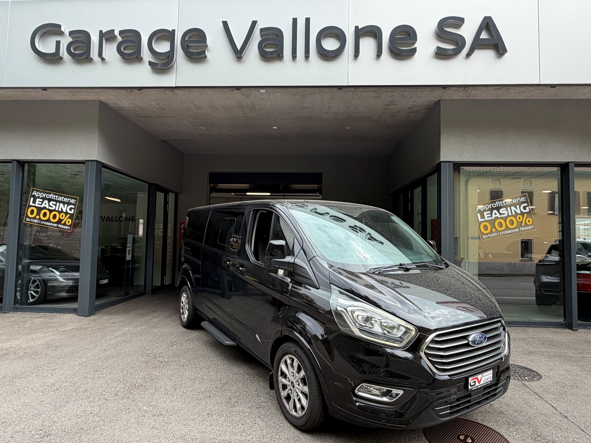 FORD Tourneo Custom 310 L2H1 Titanium-image-0