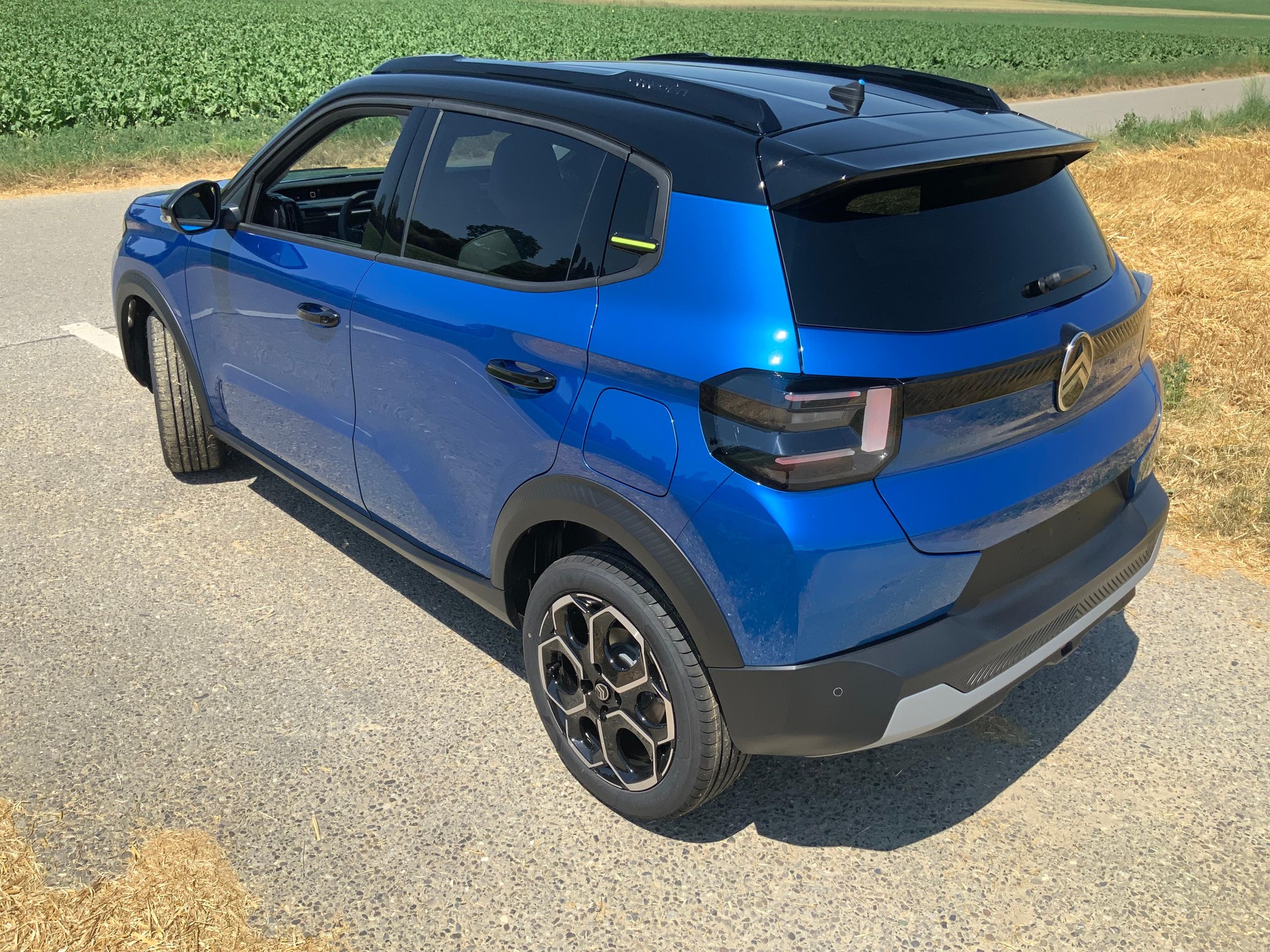 CITROEN C3 1.2 Hybrid Edition Tricolore-image-5