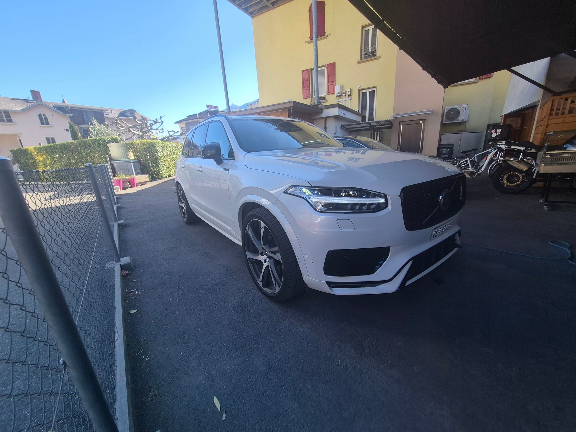VOLVO 2.0 T8 TE Ultimate Dark 7P. eAWD-image-0