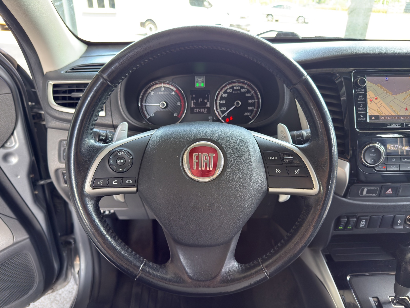 FIAT Fullback LX 2.4 MJ DC Primo 4WD A-image-24