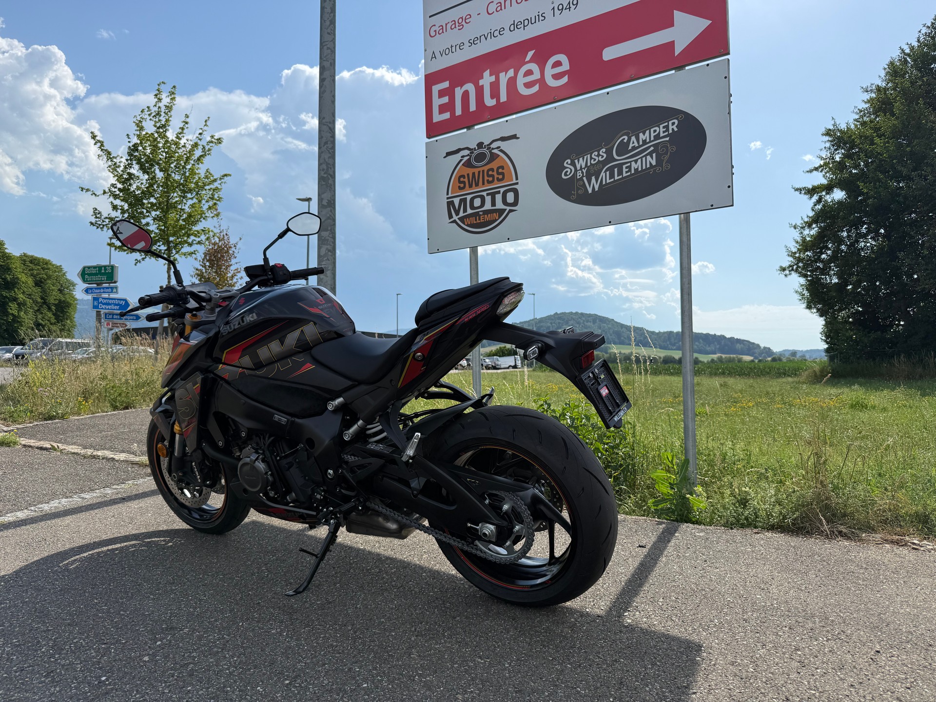 SUZUKI GSX-S 1000 EVO-showroom-element-2