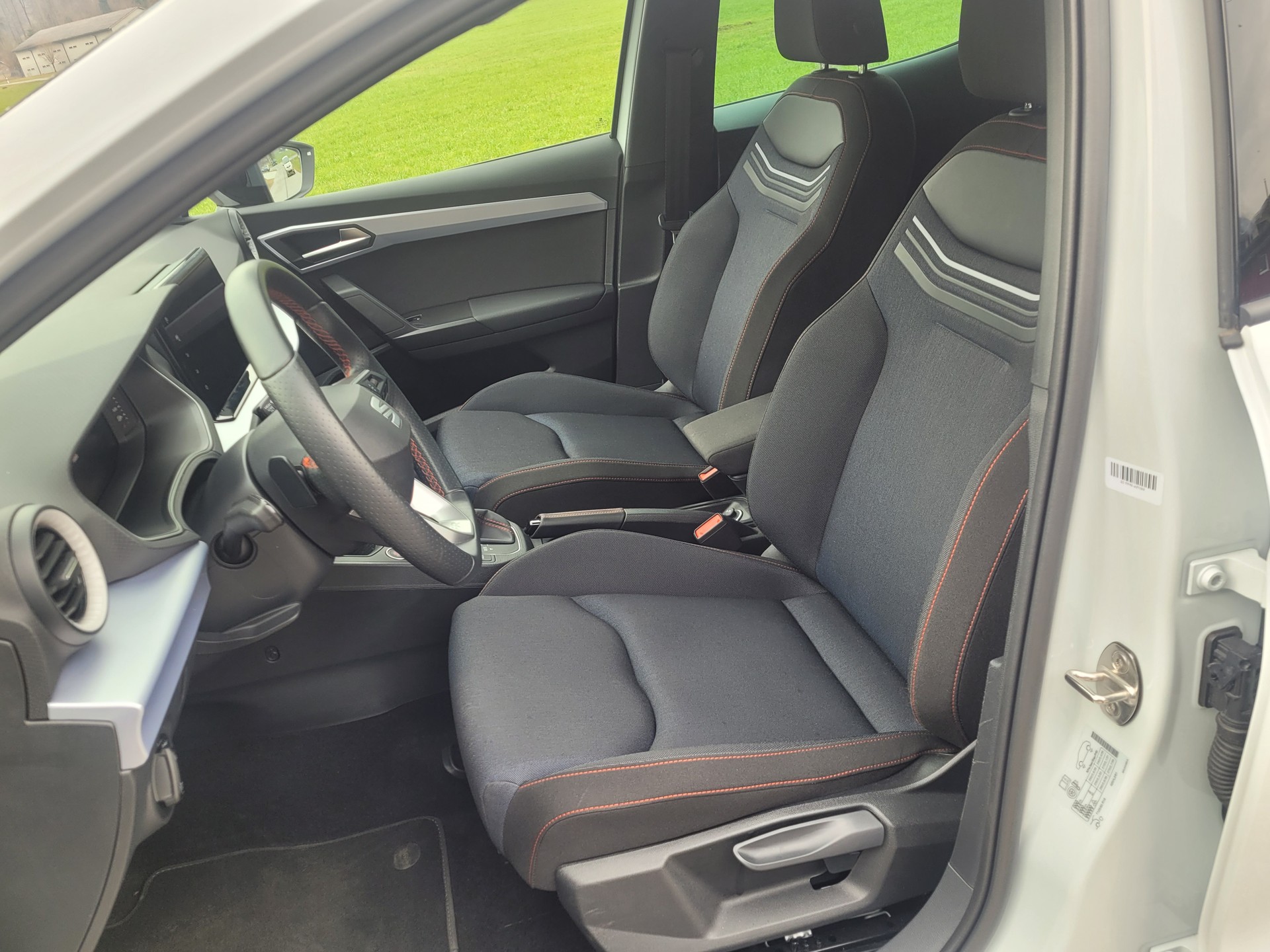 SEAT Ibiza 1.0 EcoTSI FR DSG *inkl Garantie + Top Ausstattung*-image-7