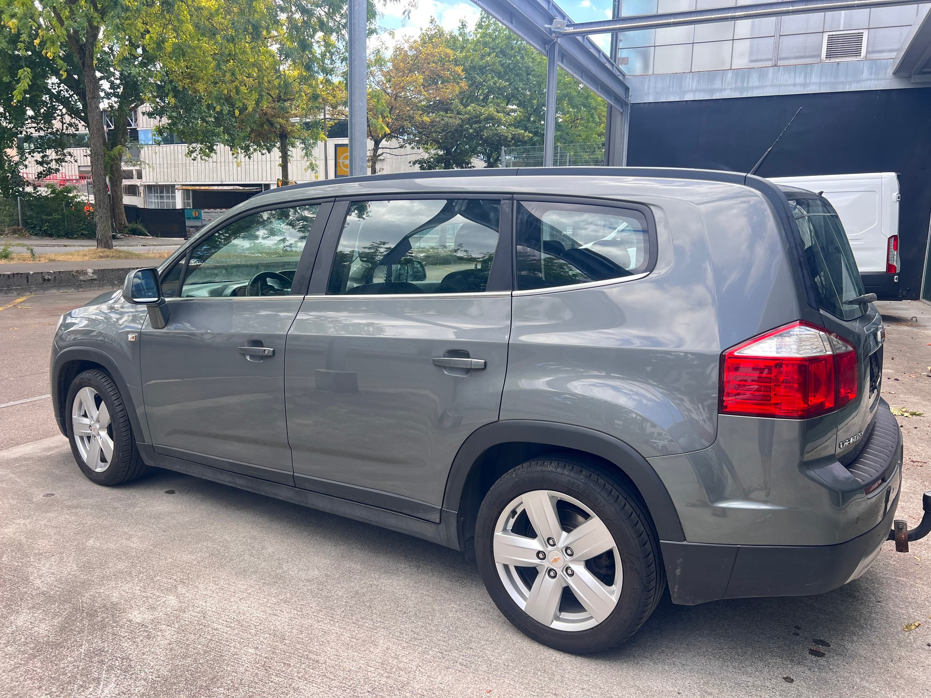CHEVROLET Orlando 2.0 VCDi LTZ Automatic-image-4