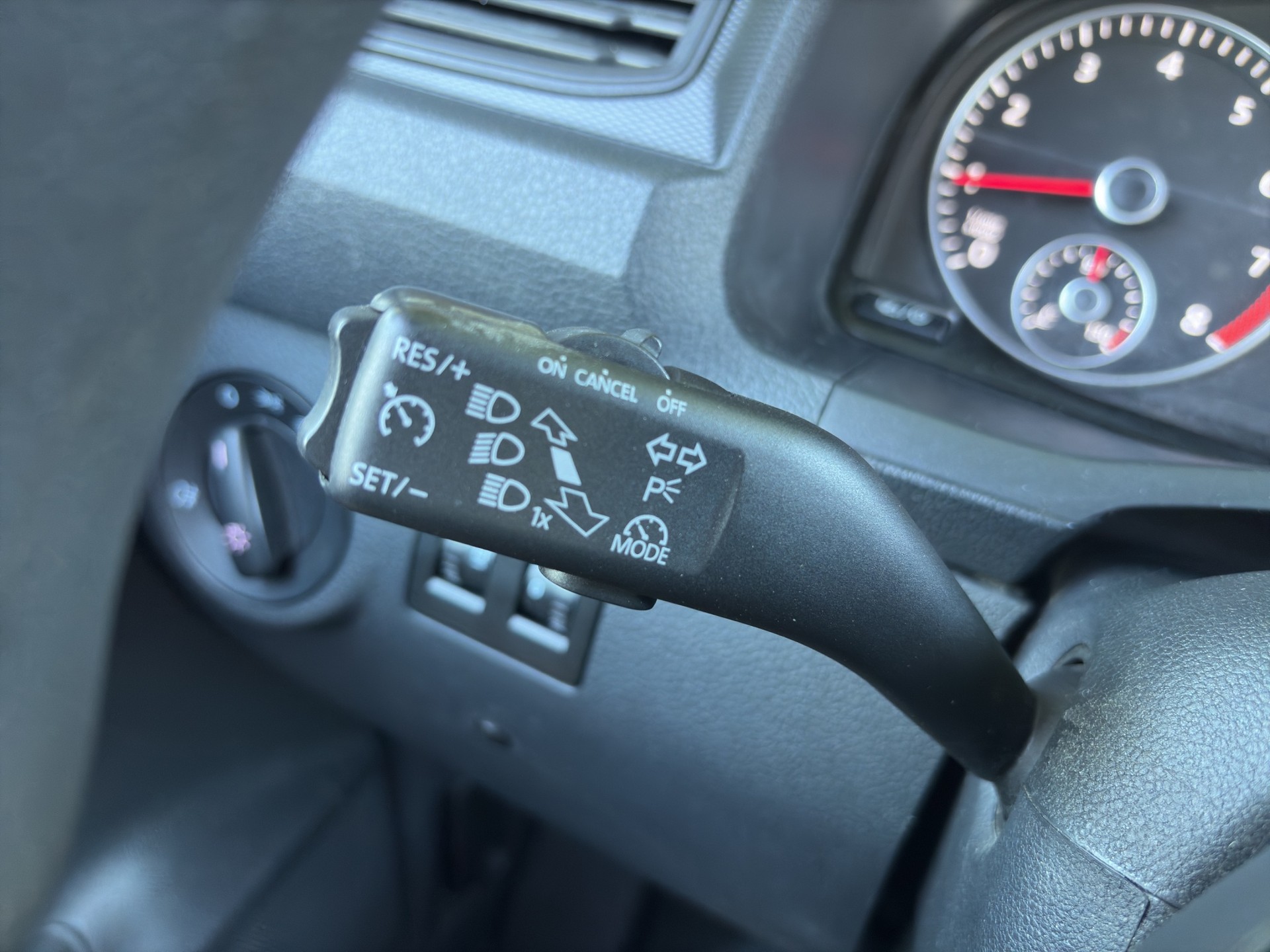 VW Caddy 1.0 TSI Comfortline-image-13
