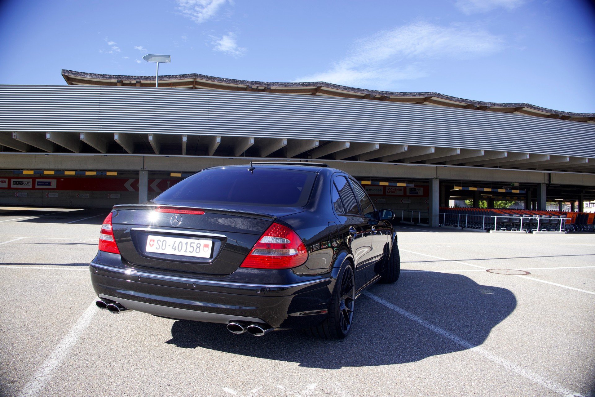 MERCEDES-BENZ E 55 V8 AMG-image-2