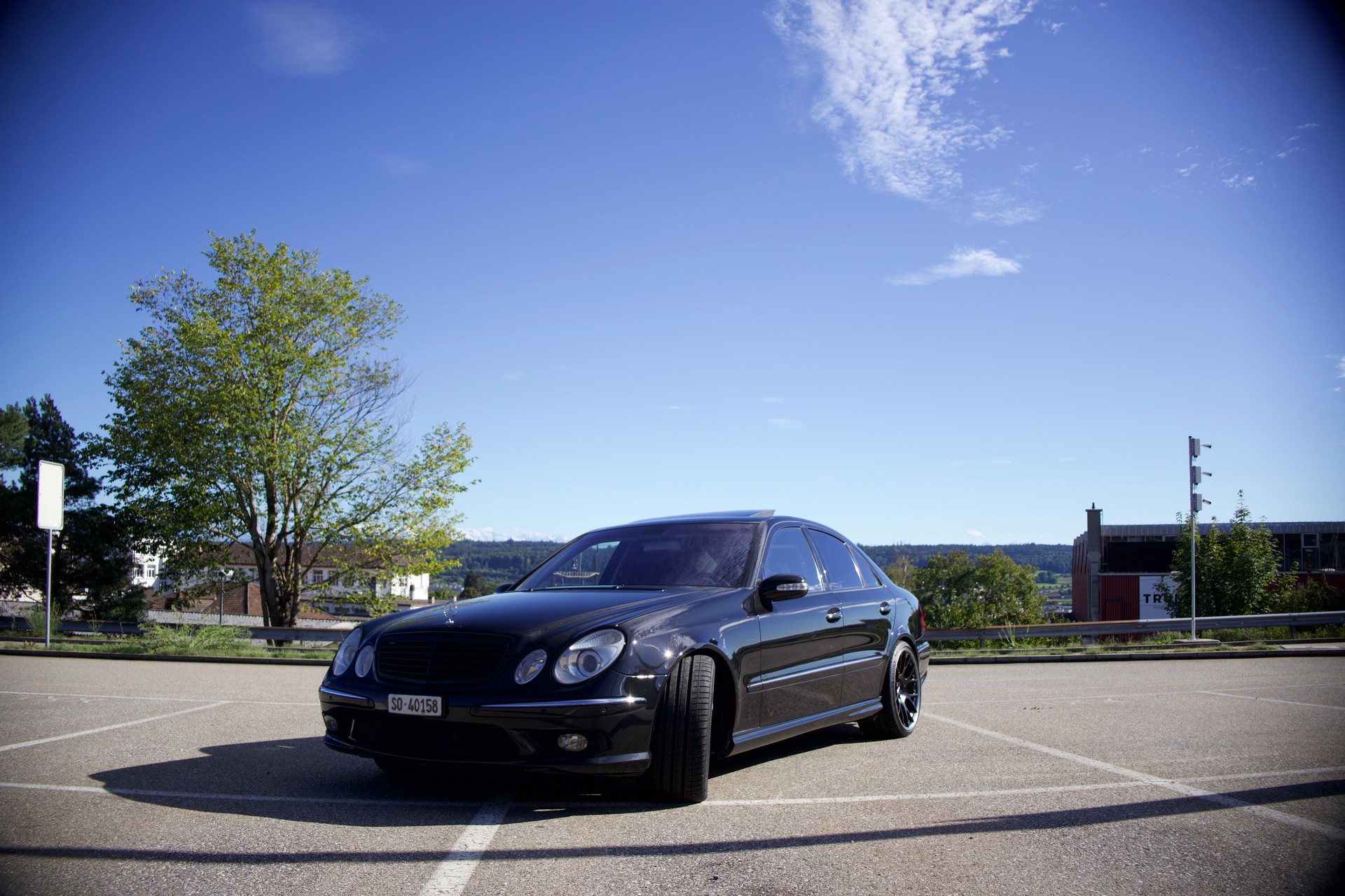MERCEDES-BENZ E 55 V8 AMG-image-0