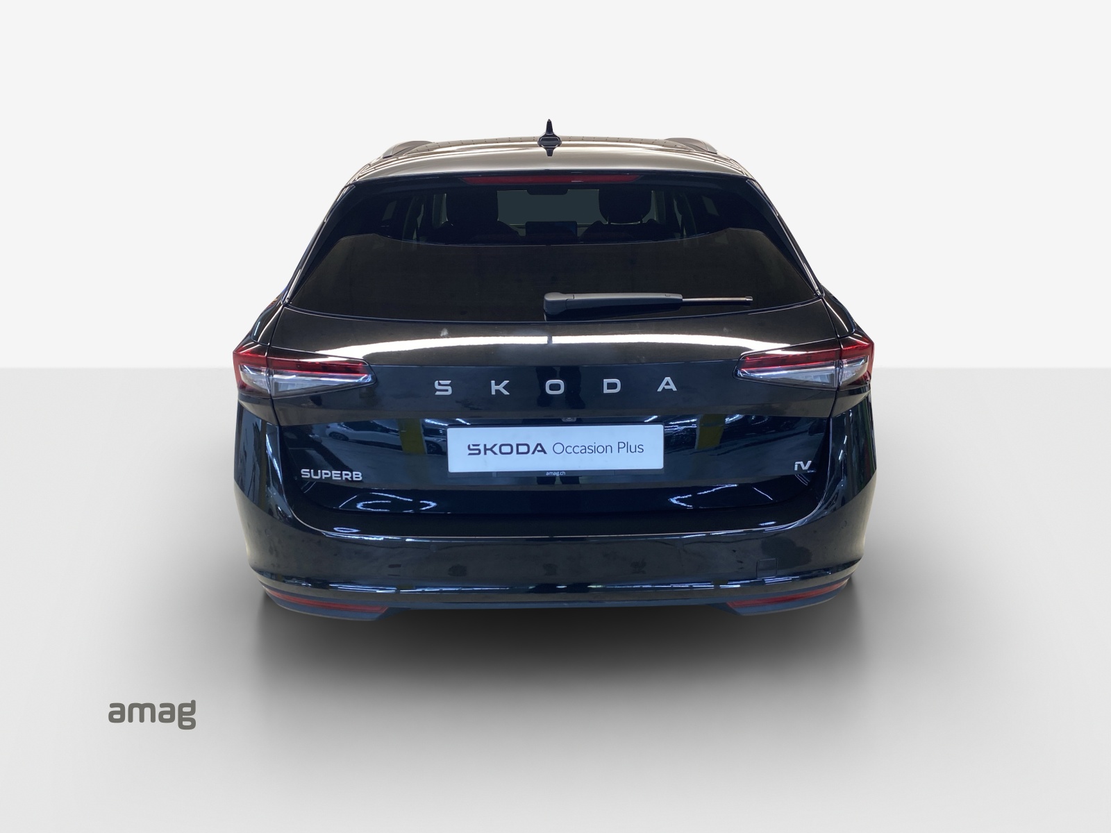 SKODA Superb Combi 1.5 TSI PHEV Selection DSG-image-3
