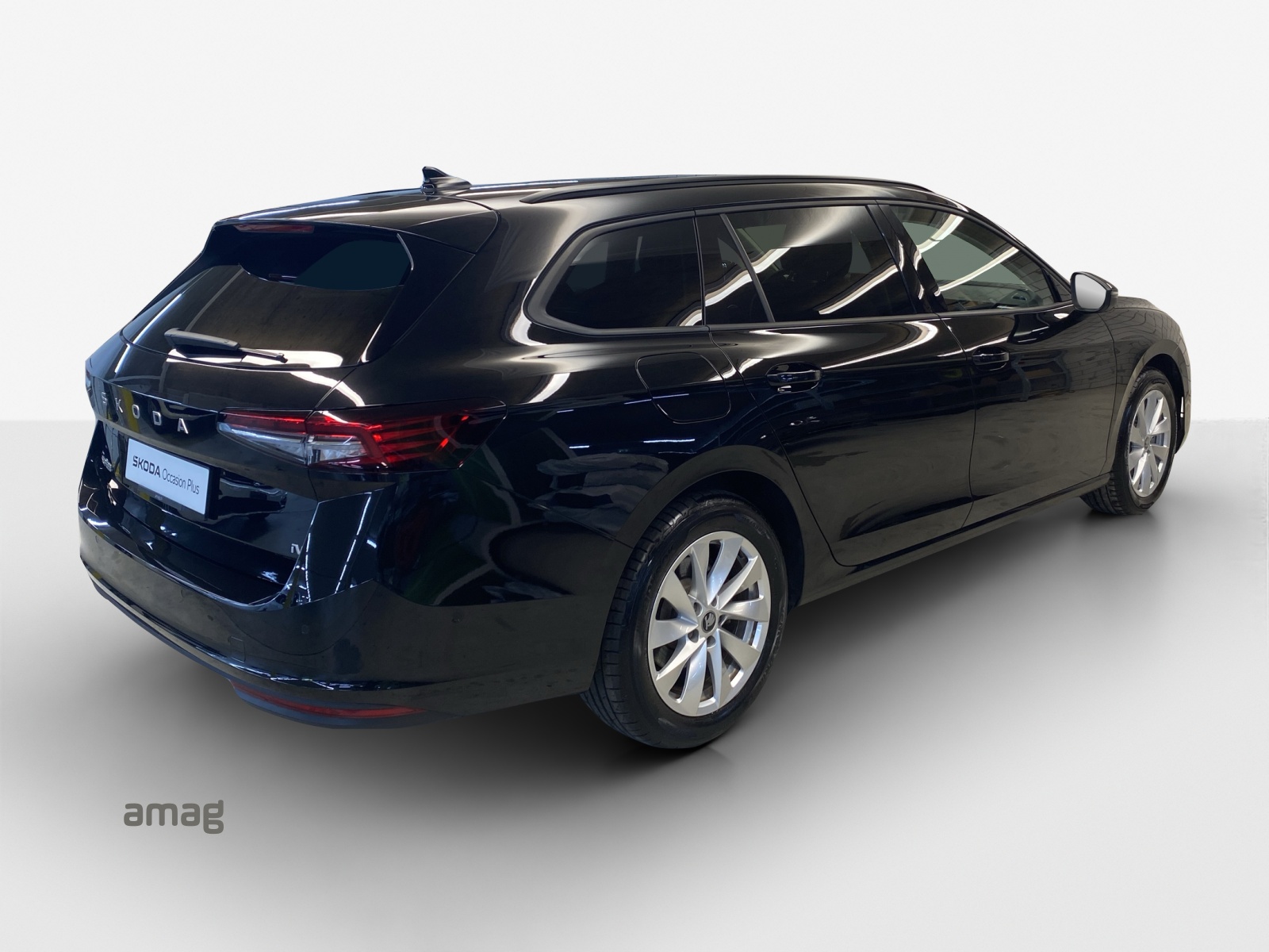 SKODA Superb Combi 1.5 TSI PHEV Selection DSG-image-4