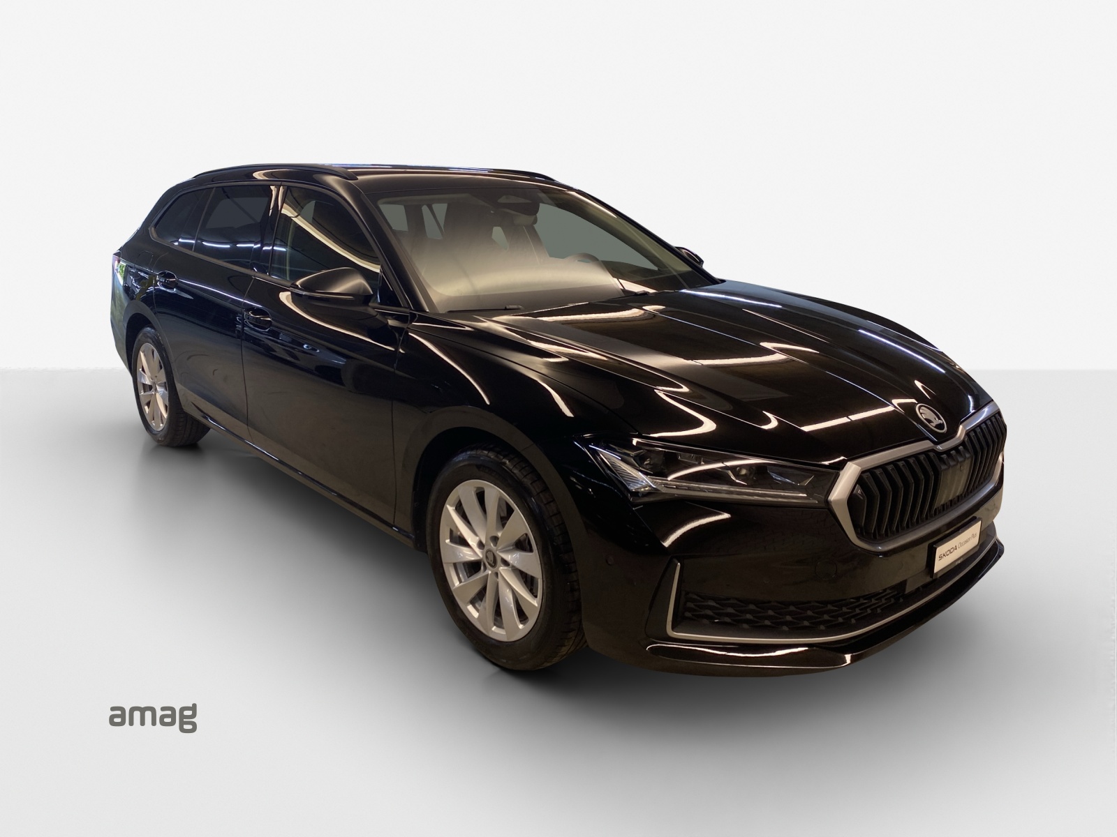 SKODA Superb Combi 1.5 TSI PHEV Selection DSG-image-5