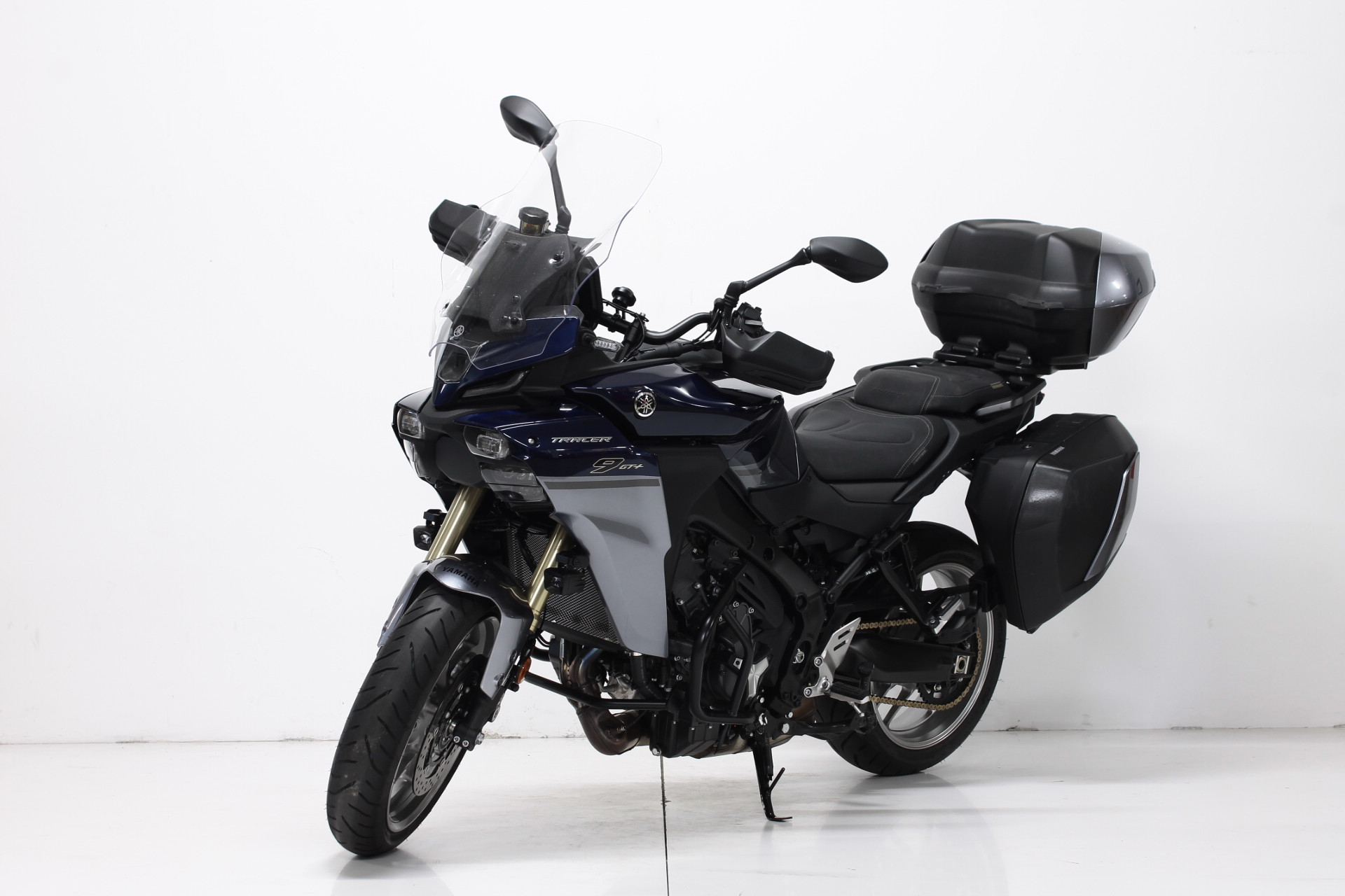 YAMAHA Tracer 9 GT+ Y-AMT-showroom-element-3