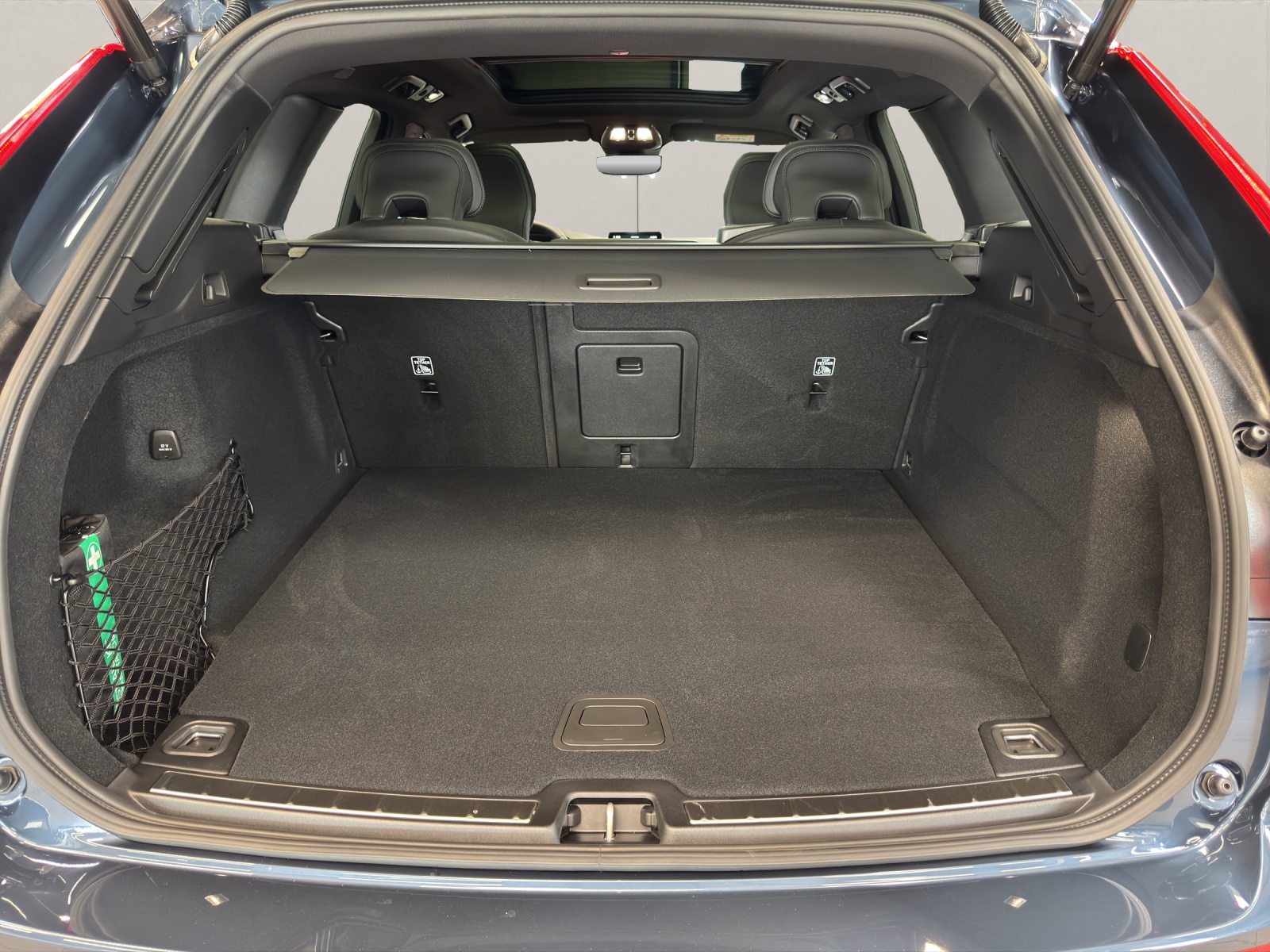 VOLVO XC60 2.0 T8 TE Ultra Dark eAWD-image-15