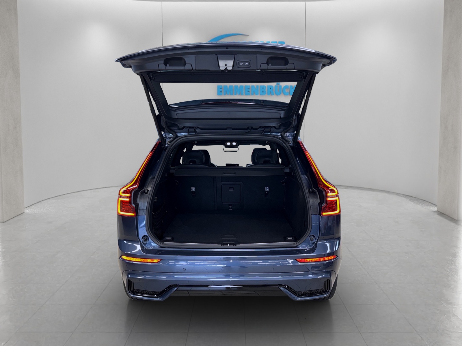 VOLVO XC60 2.0 T8 TE Ultra Dark eAWD-image-4