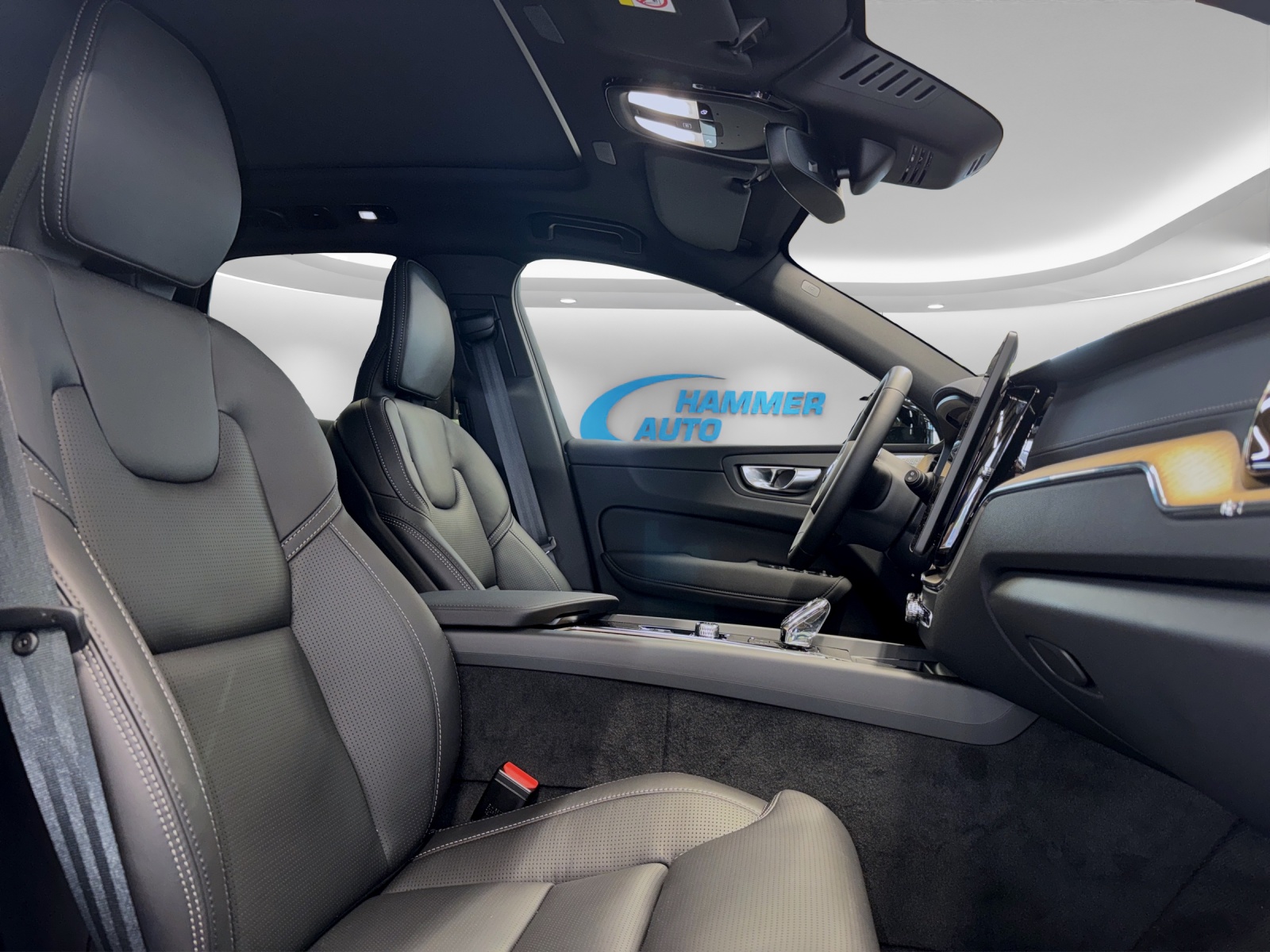 VOLVO XC60 2.0 T8 TE Ultra Dark eAWD-image-12