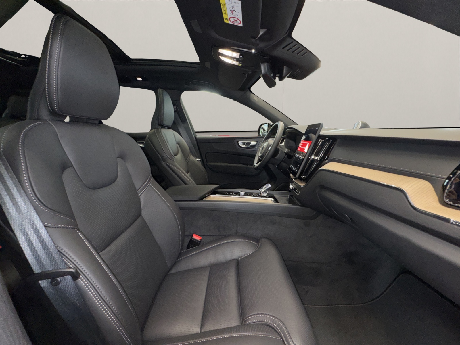 VOLVO XC60 2.0 T8 TE Ultra Dark eAWD-image-11