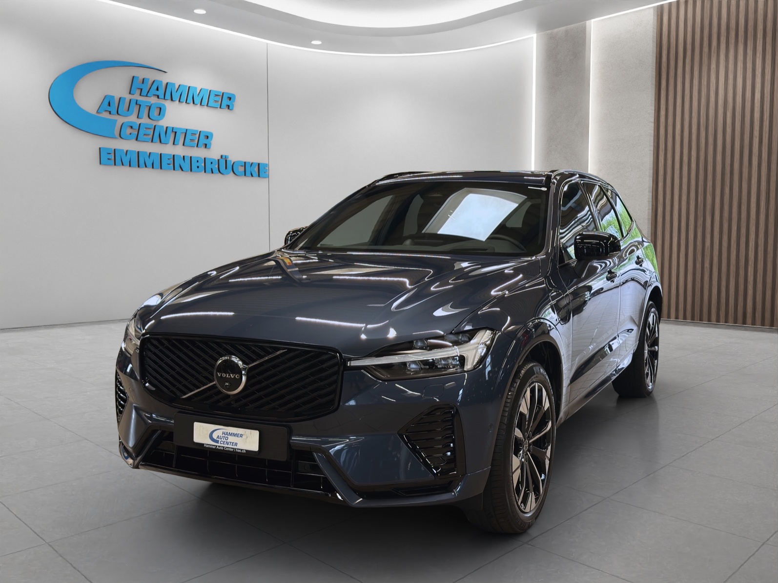 VOLVO XC60 2.0 T8 TE Ultra Dark eAWD-image-0