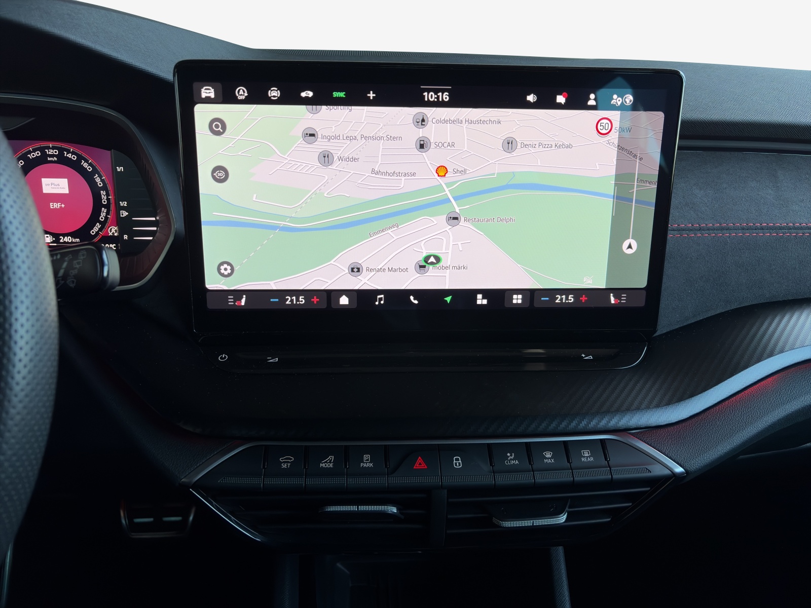 SKODA Octavia Combi 2.0 TSI DSG RS-image-10