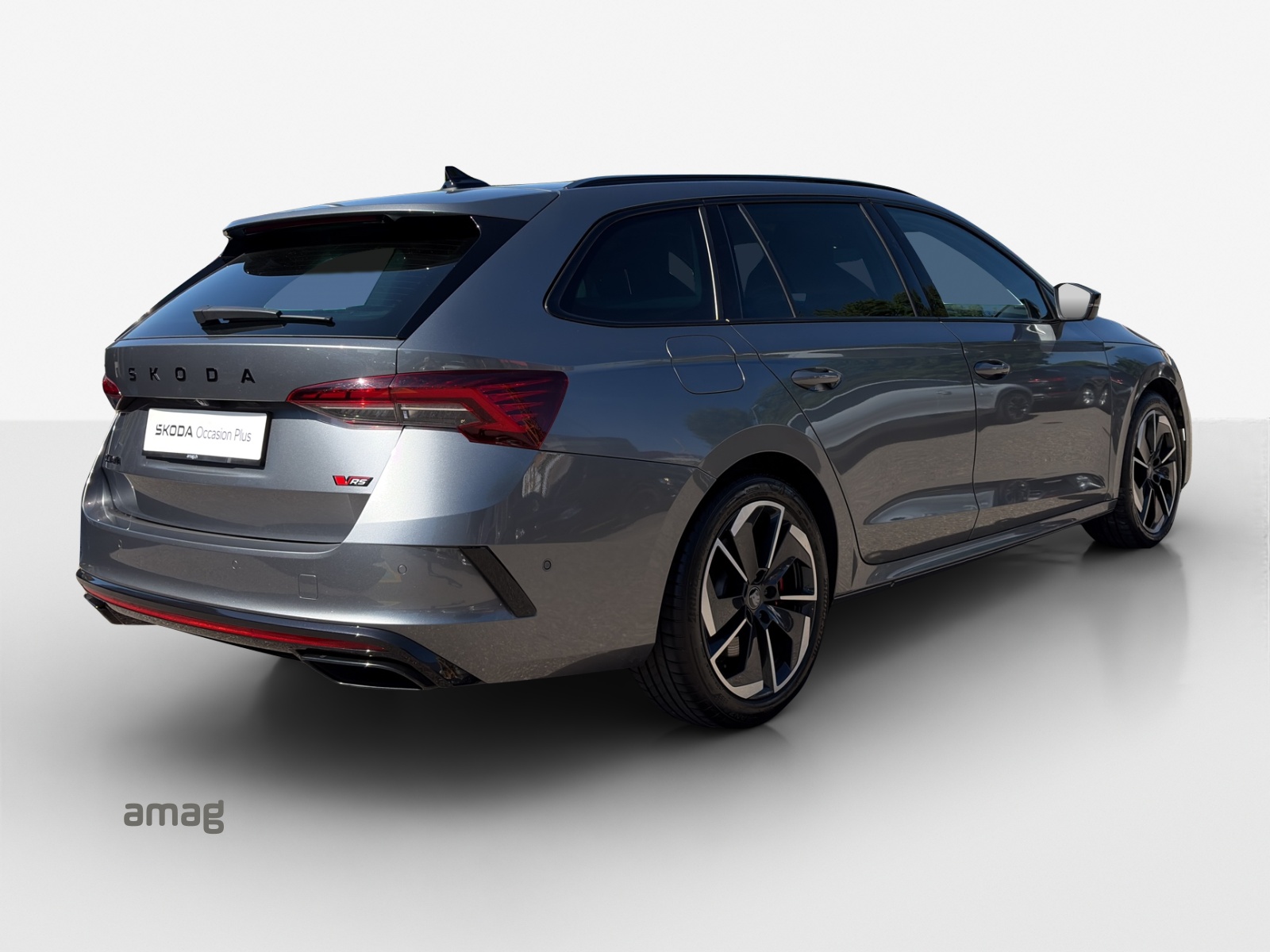 SKODA Octavia Combi 2.0 TSI DSG RS-image-4
