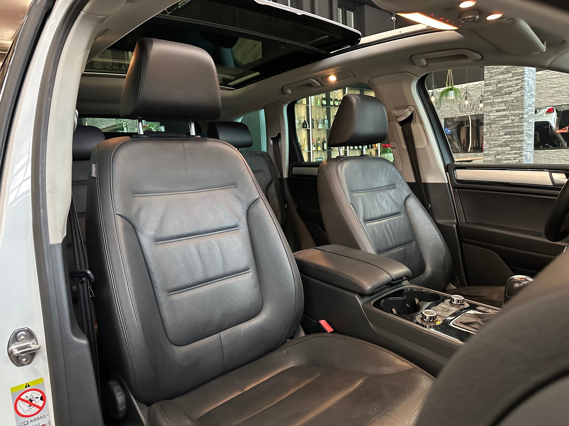 VW Touareg 3.0 TDI BMT Edition X Tiptronic-image-14