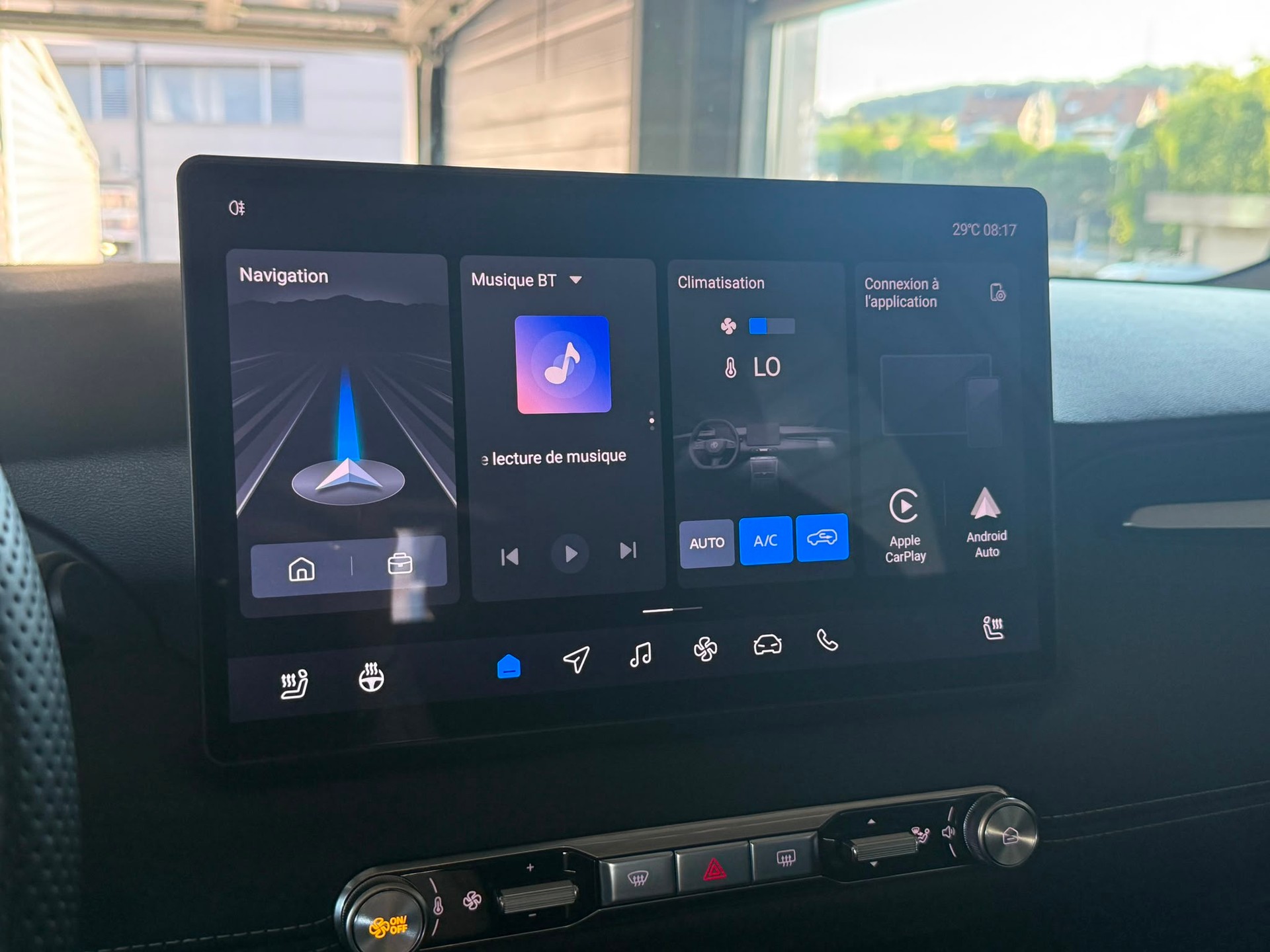 MG 4 EV Urban 43kWh Comfort-image-18