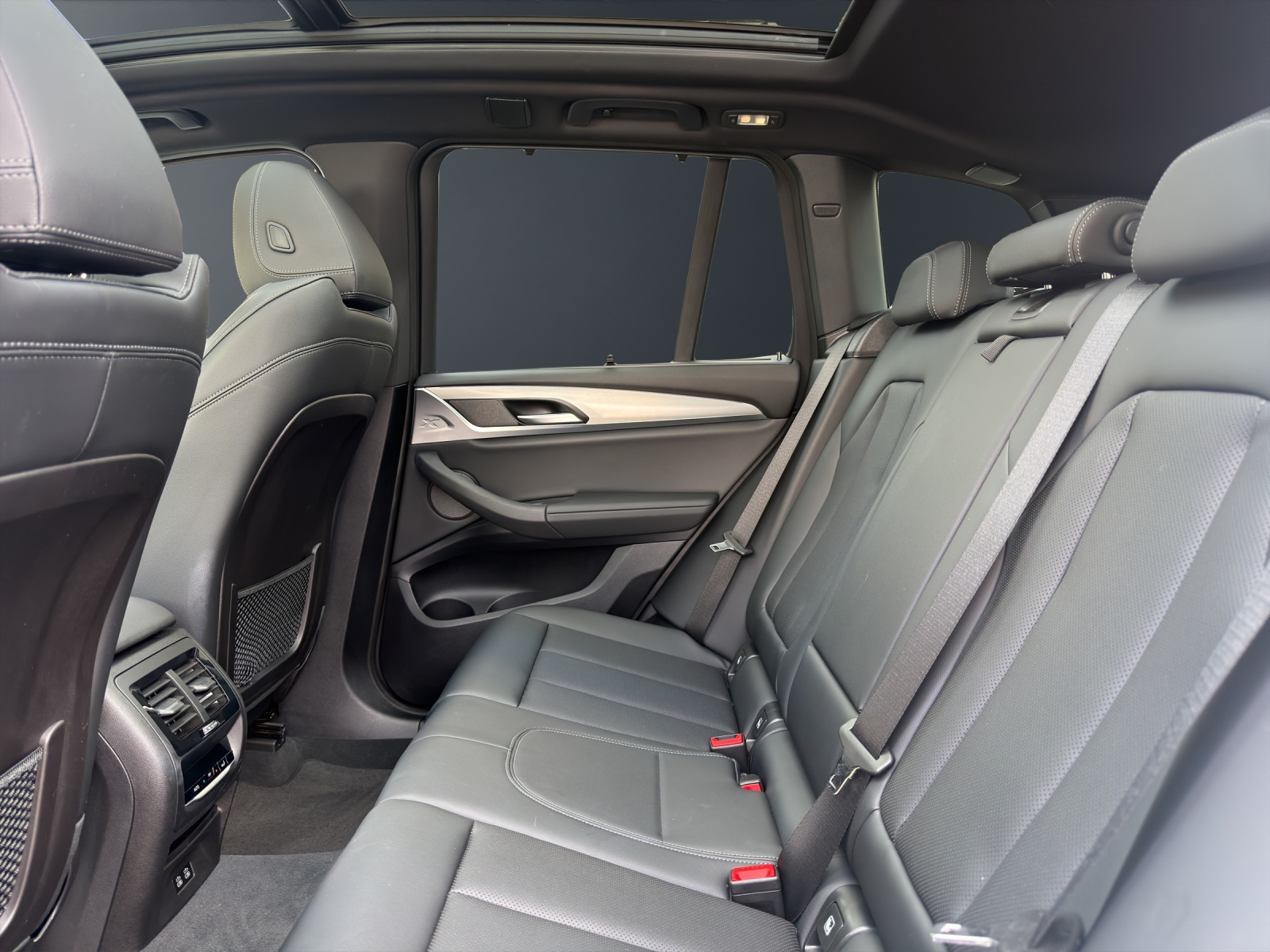 BMW X3 30e xDrive SAG-image-12