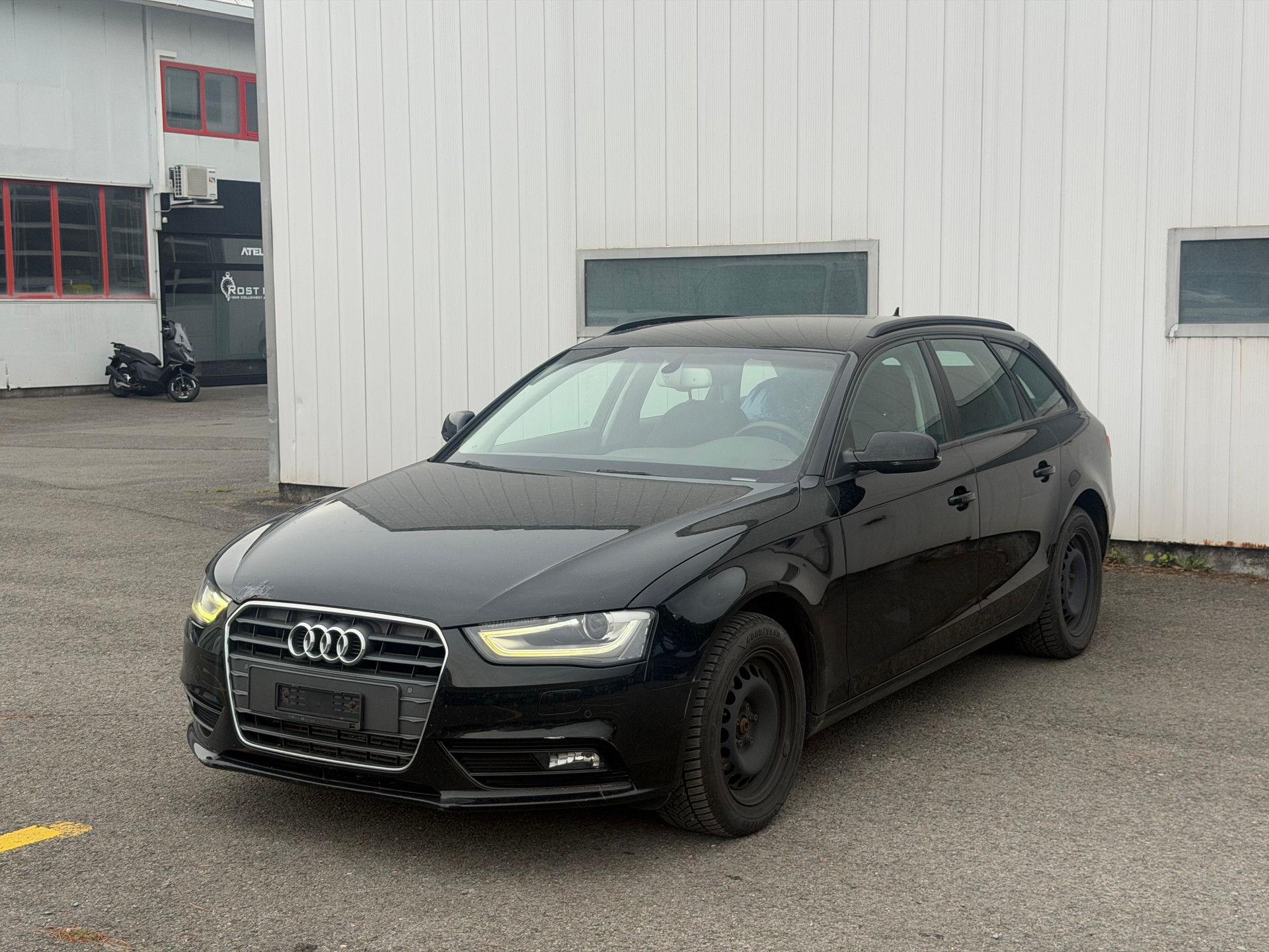 AUDI A4 Avant 2.0 TDI multitronic-image-0