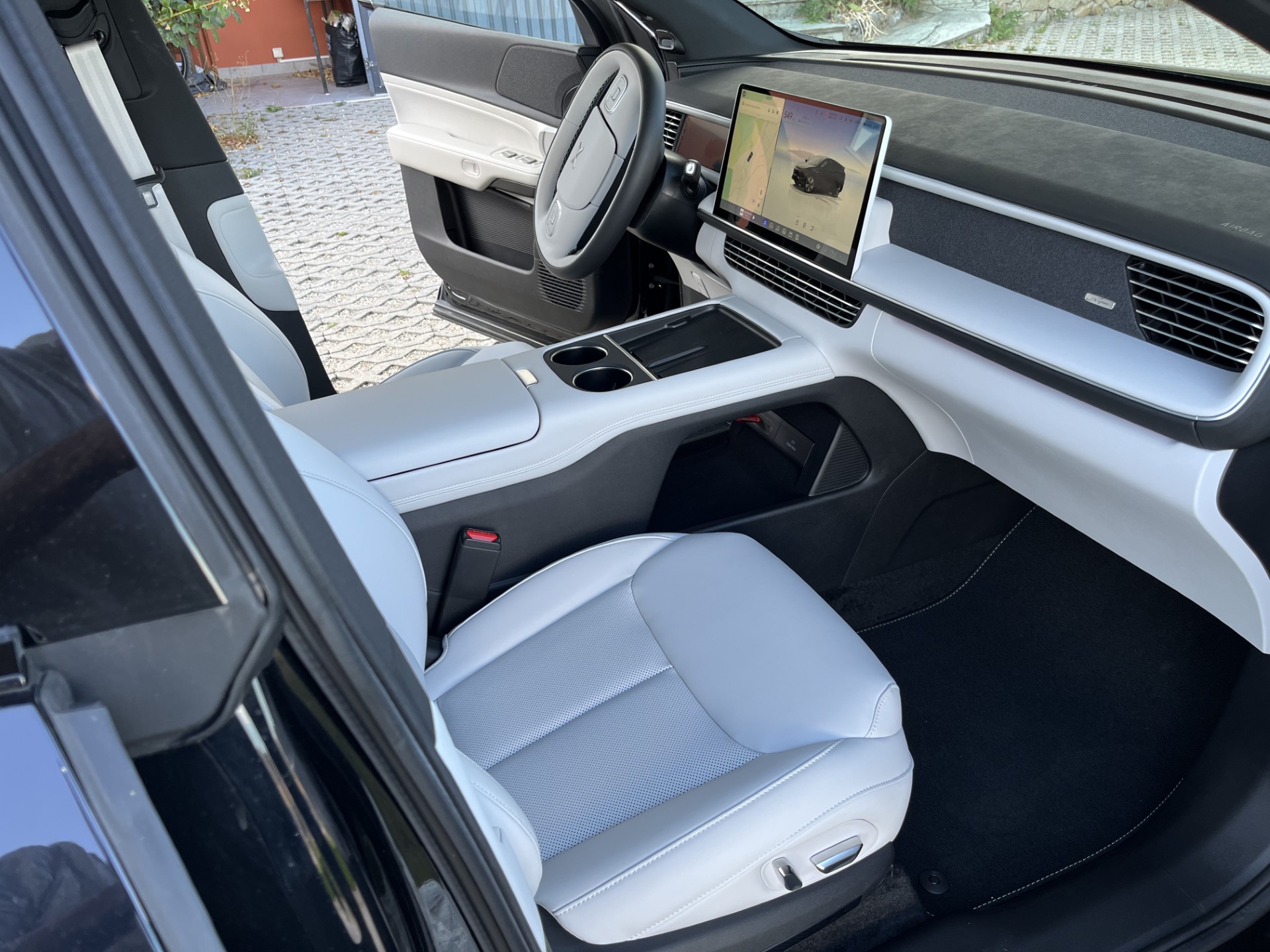 XPENG Performance AWD-image-13