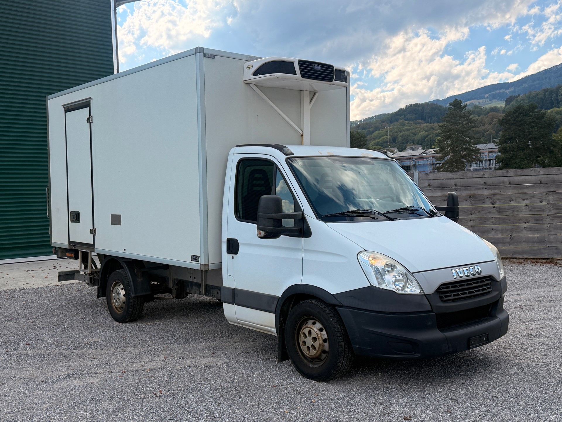 IVECO 35 S 15 EEV Kühlkasten mit Tiefkühler mit Hebebühne-image-2