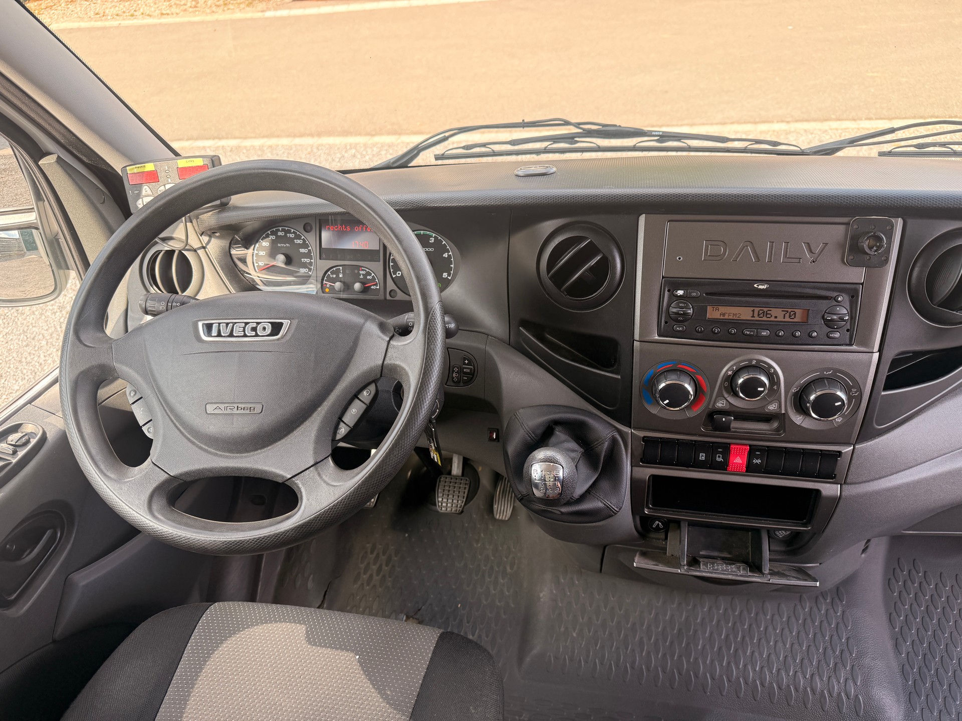 IVECO 35 S 15 EEV Kühlkasten mit Tiefkühler mit Hebebühne-image-10