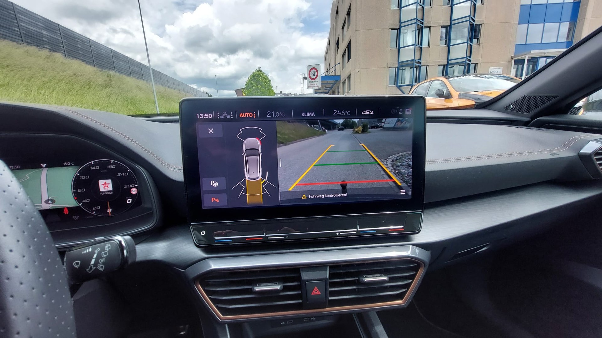 CUPRA Formentor 2.0TSI 310 VZ 4x4 mit AHKupplung 1,8to-image-9