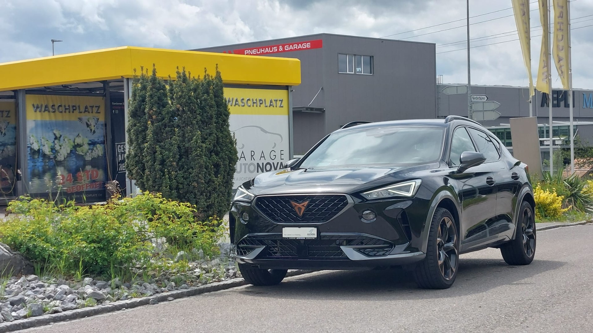 CUPRA Formentor 2.0TSI 310 VZ 4x4 mit AHKupplung 1,8to-image-1
