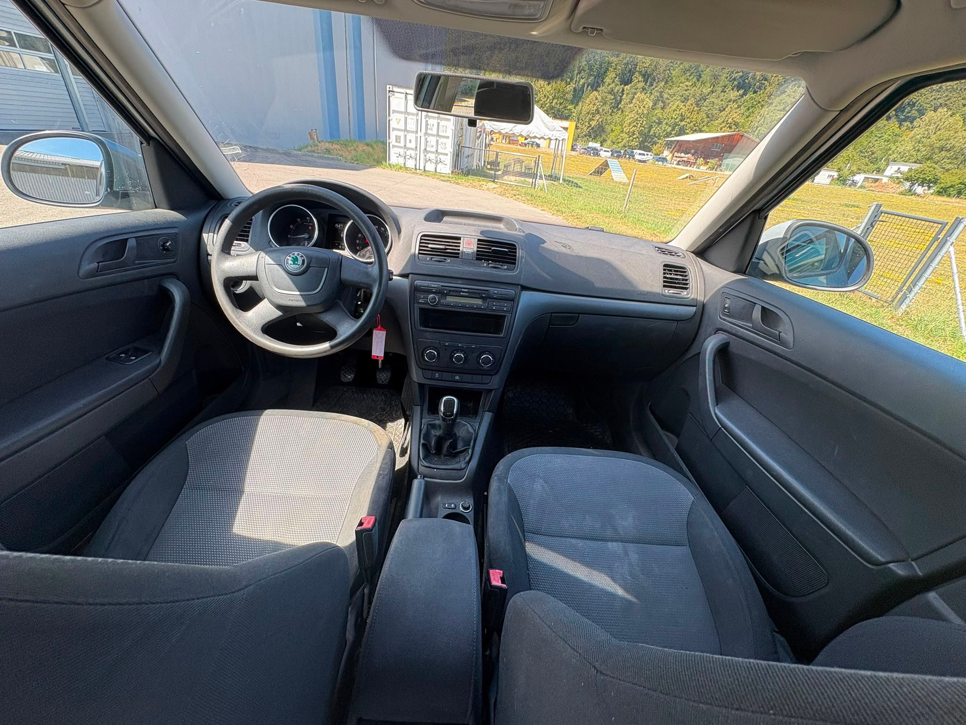 SKODA Yeti 1.8 TSI Ambition 4x4-image-4