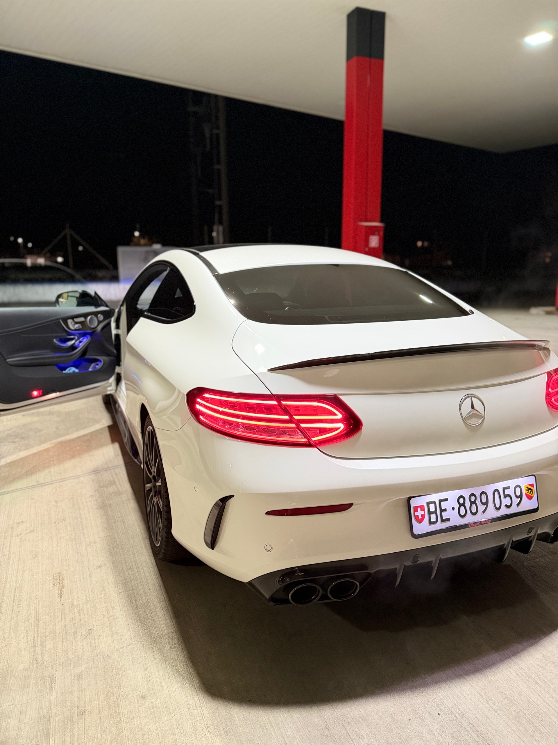 MERCEDES-BENZ C 43 AMG 4matic-image-5