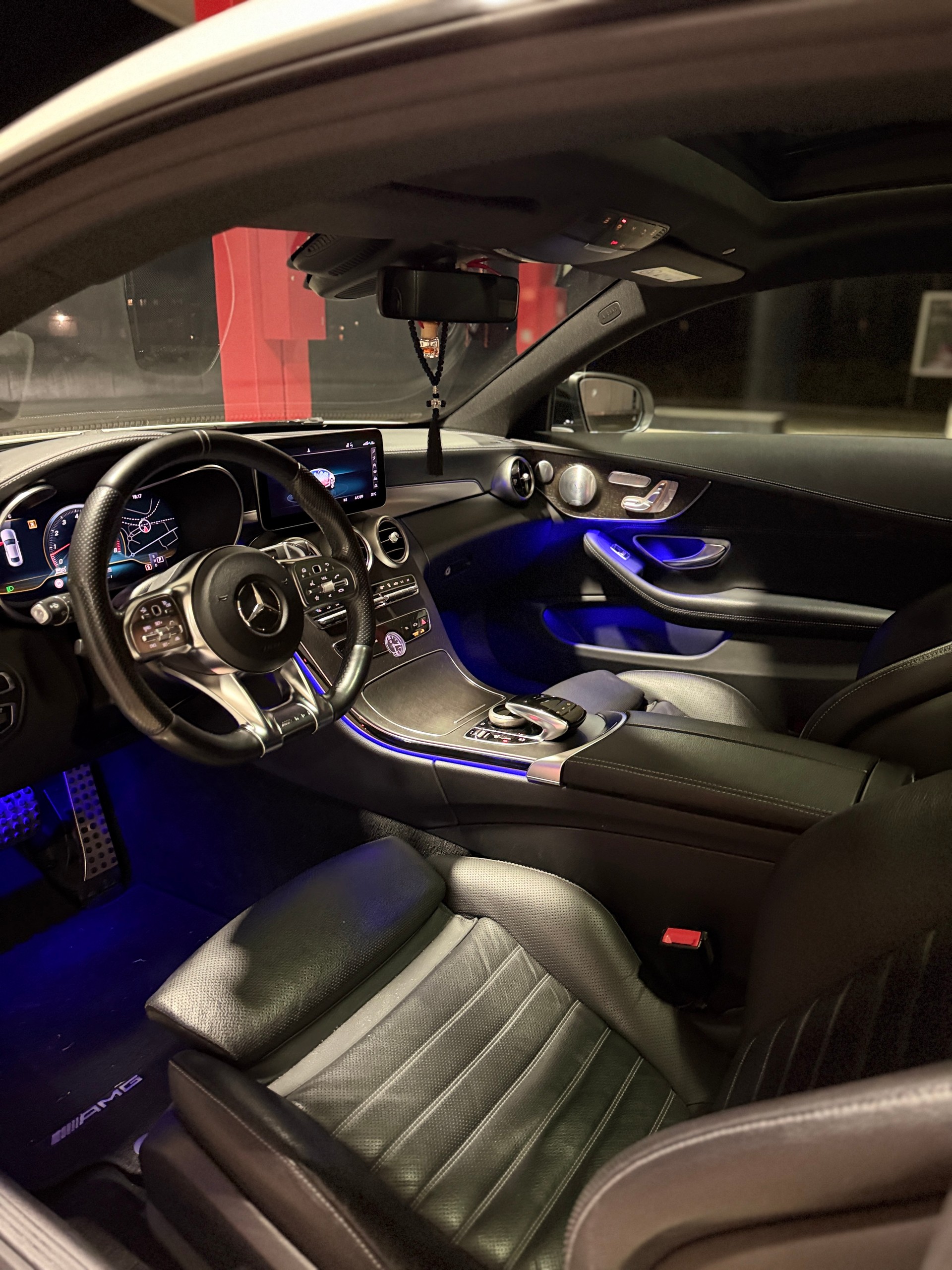 MERCEDES-BENZ C 43 AMG 4matic-image-2