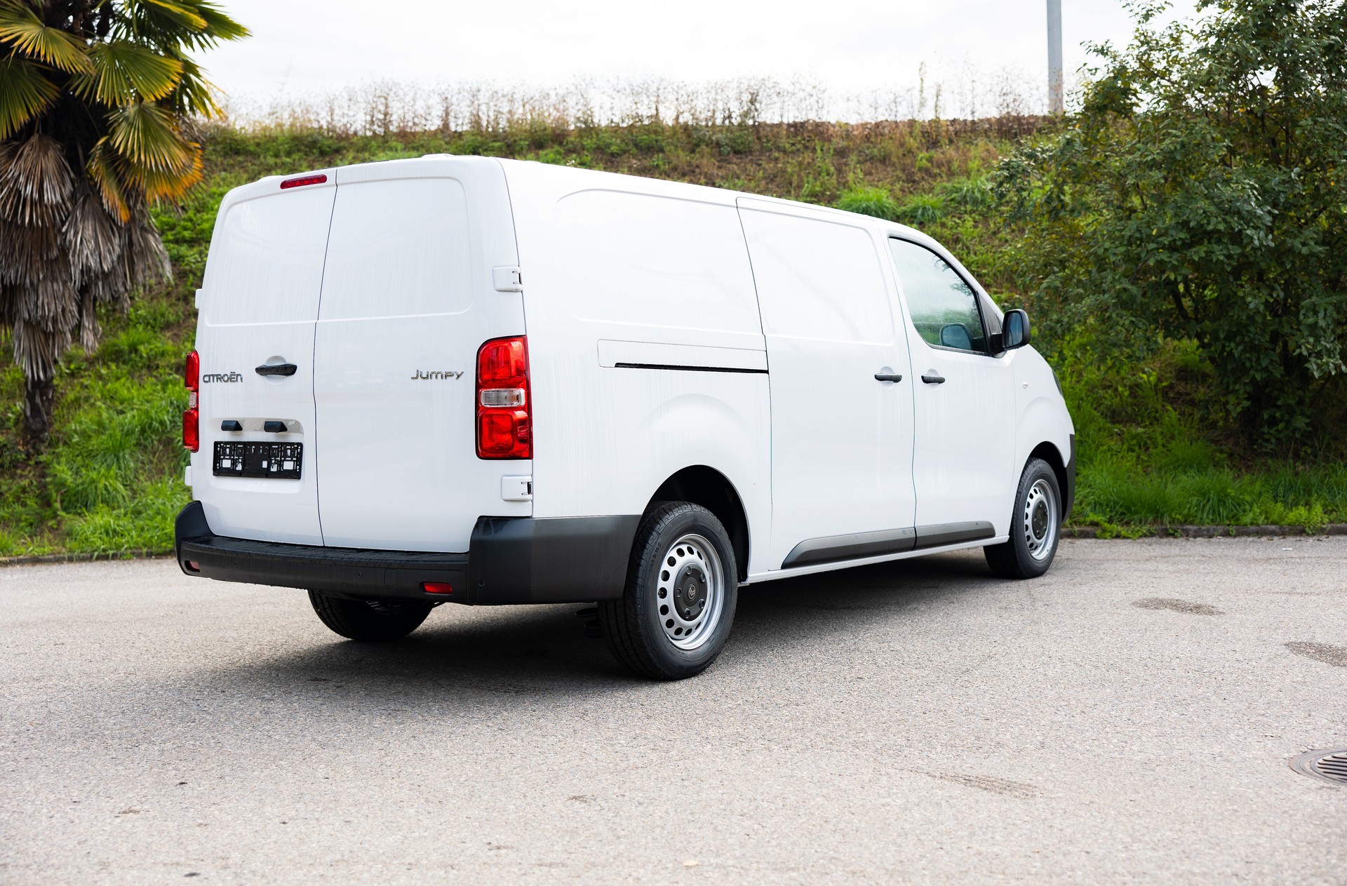 CITROEN Jumpy L2 2.2 BlueHDi 150 M EAT8-image-3